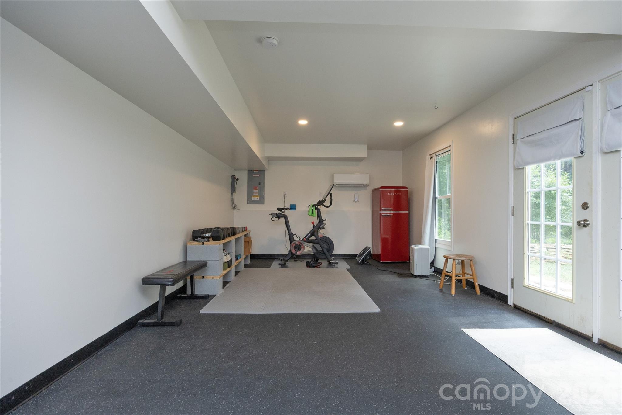 100 Fairmont Place Property Photo 29