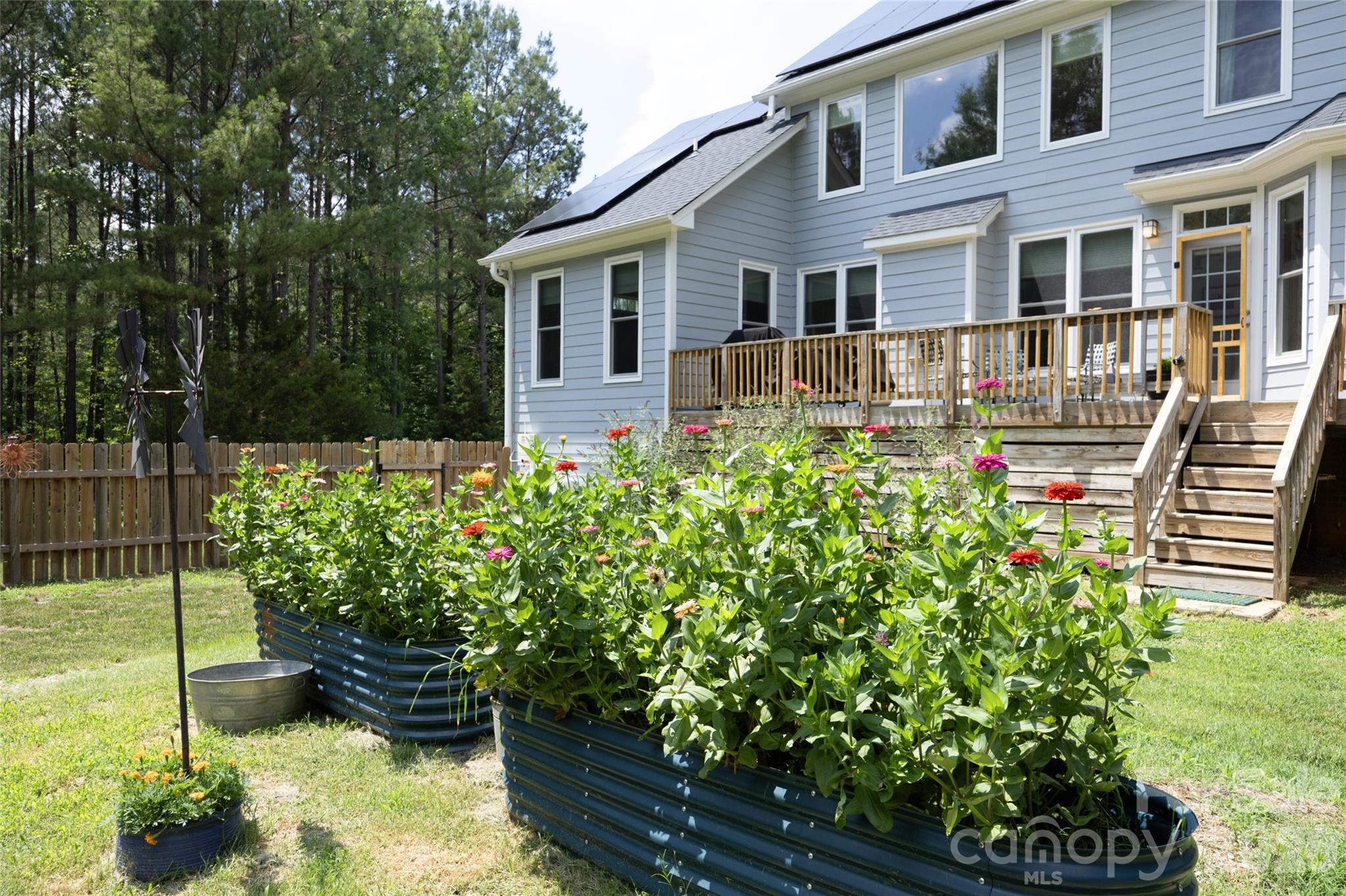 100 Fairmont Place Property Photo 37