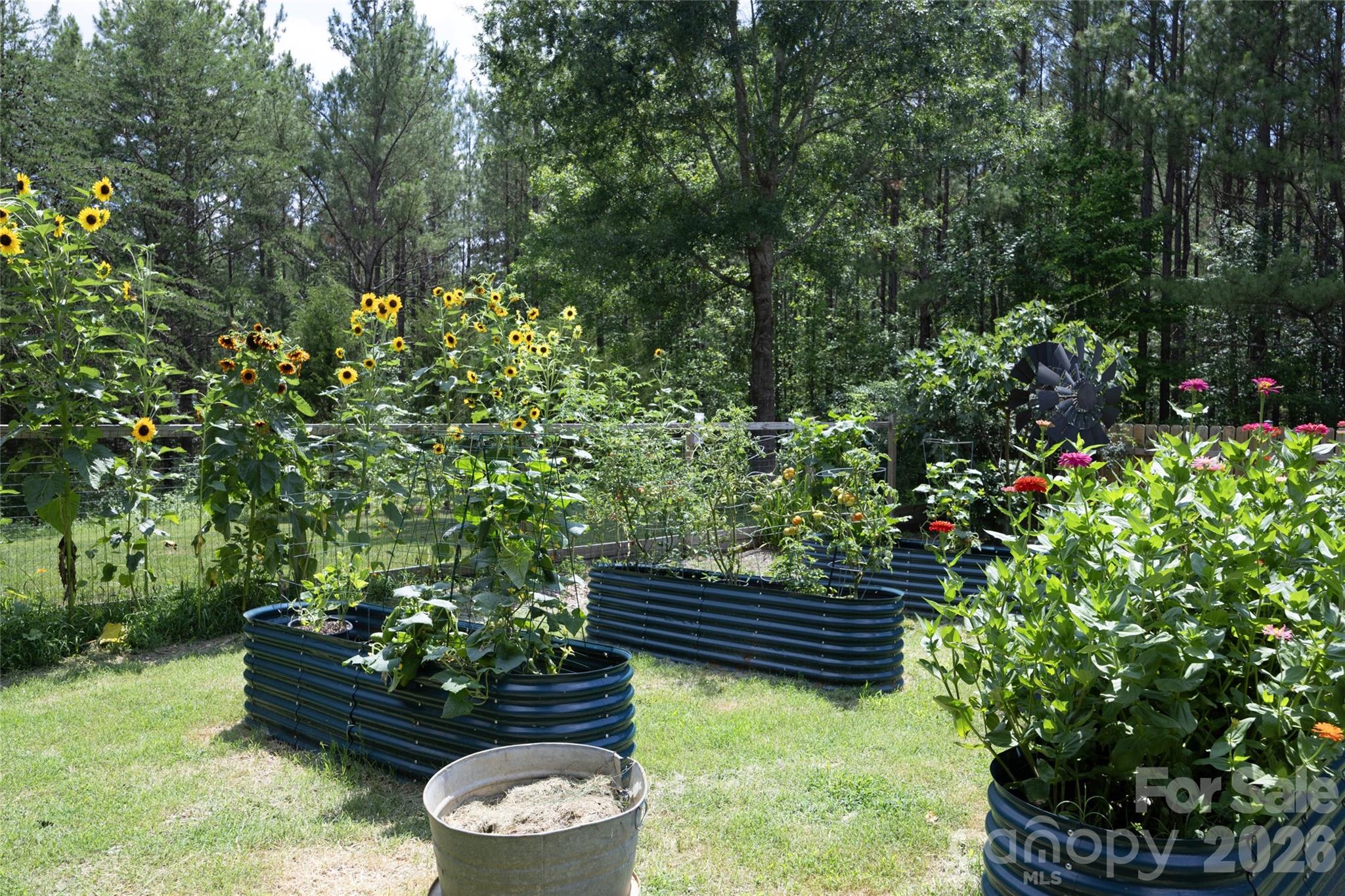 100 Fairmont Place Property Photo 38