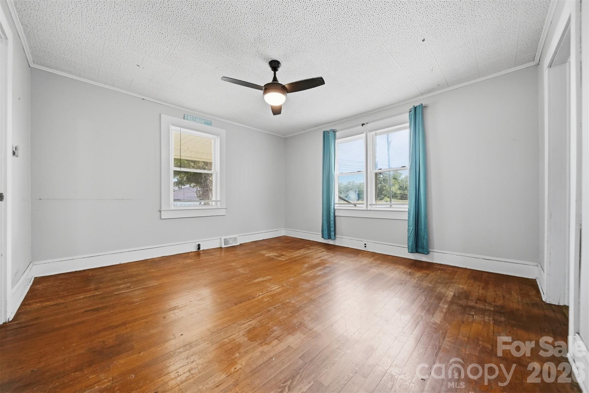 592 Main Street Property Photo 15