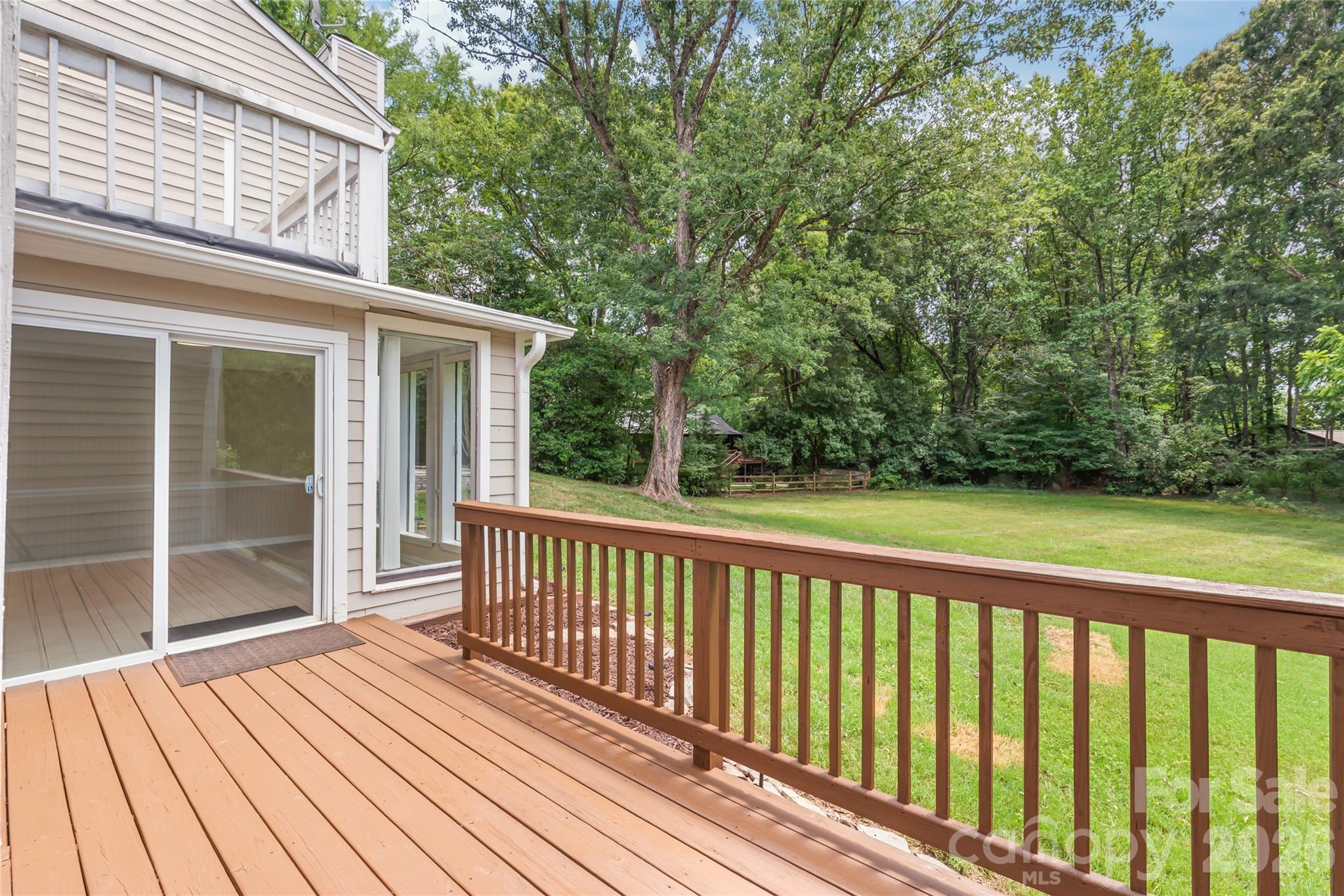 8410 Cricket Lake Drive Property Photo 37