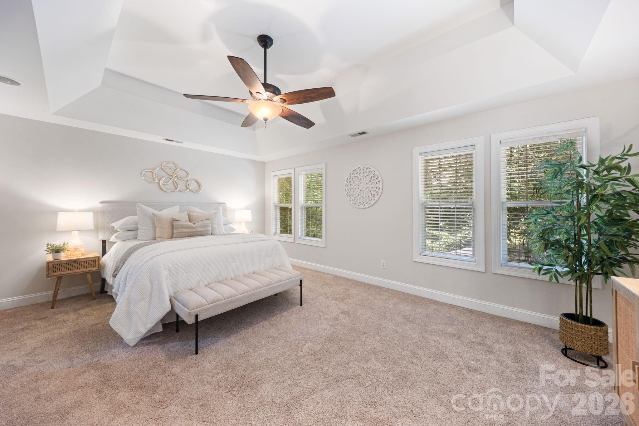 5355 Shannamara Drive Property Photo 21