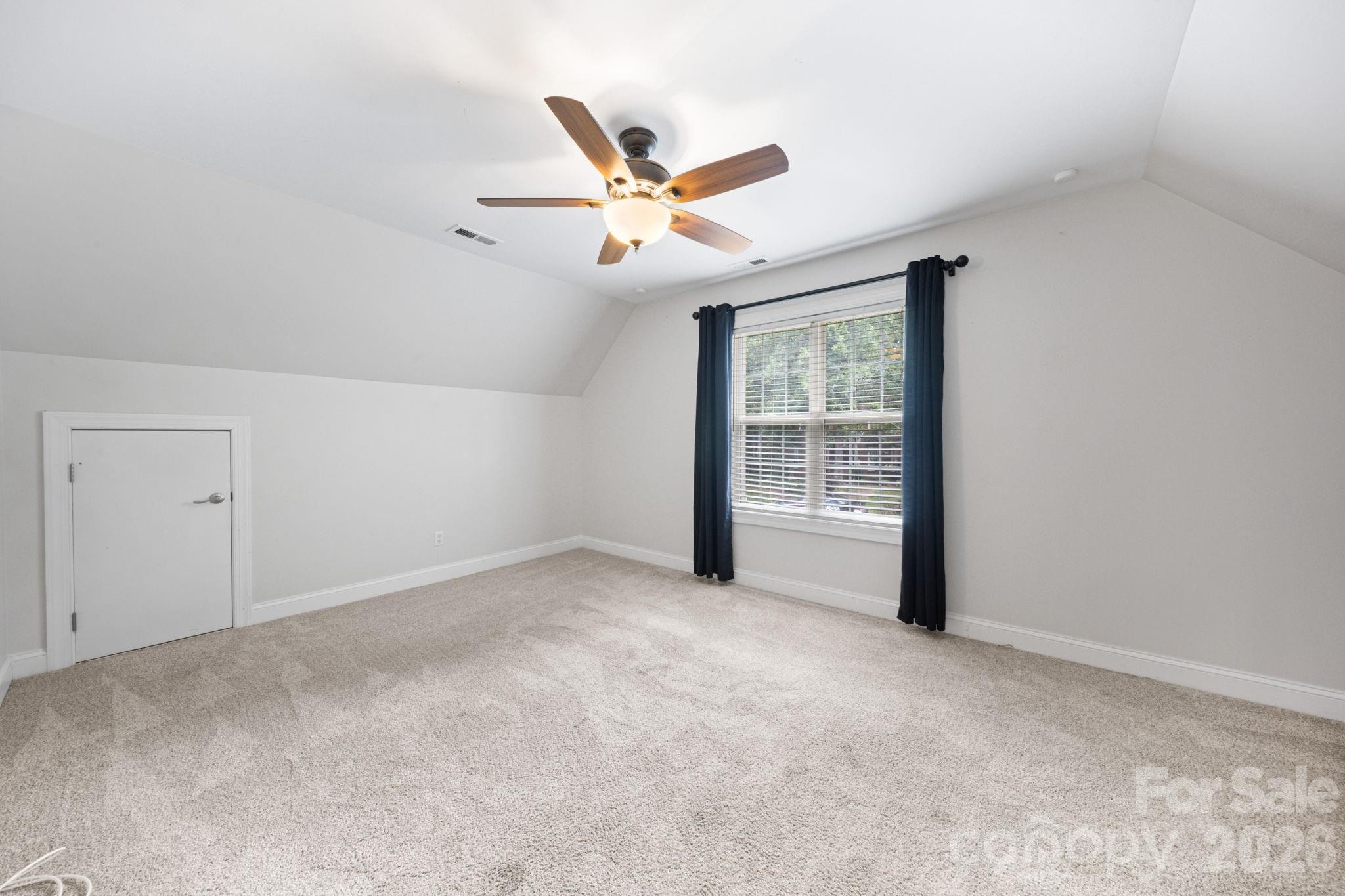 5355 Shannamara Drive Property Photo 33