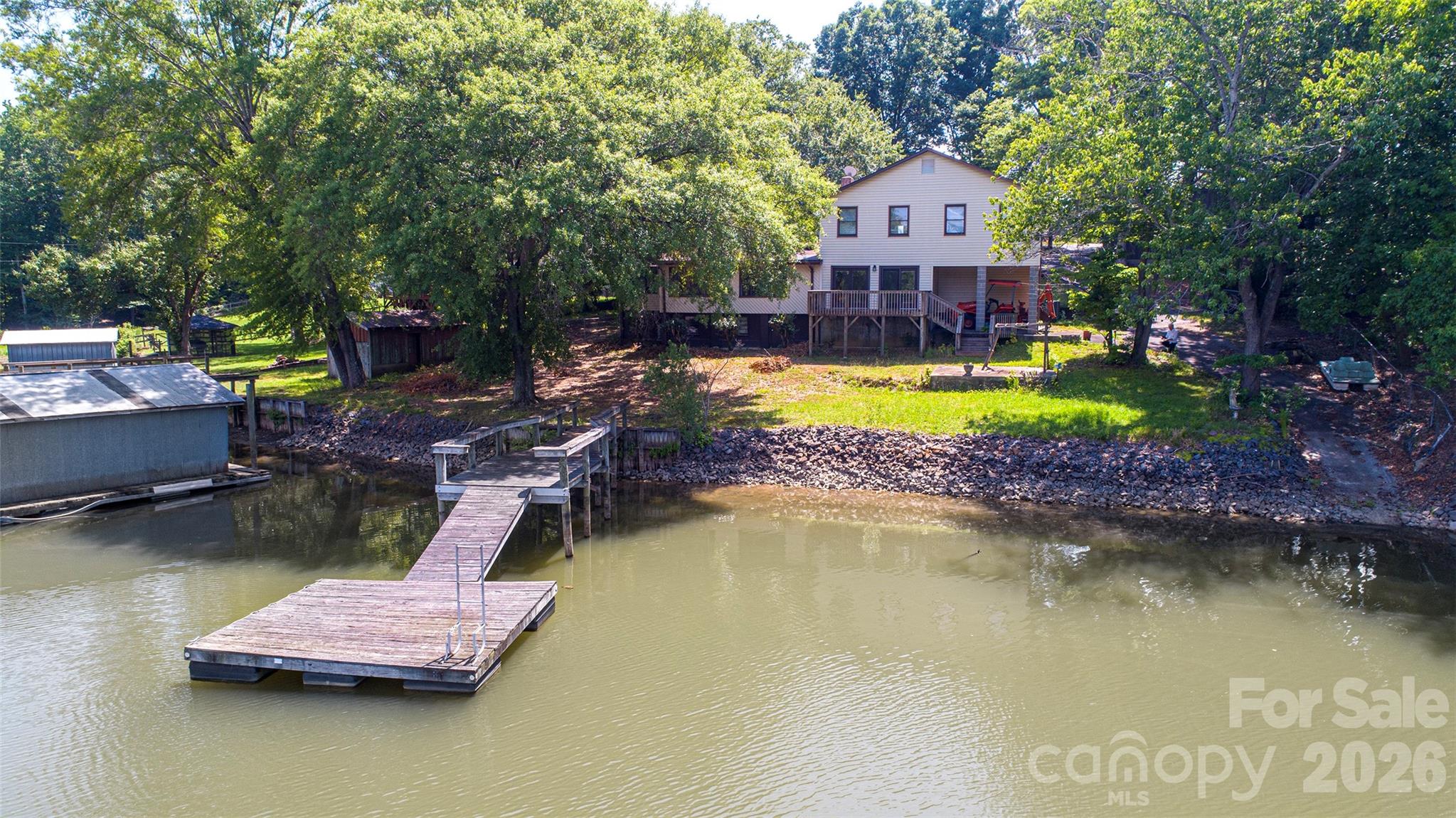 15722 Rhinehill Road Property Photo 1
