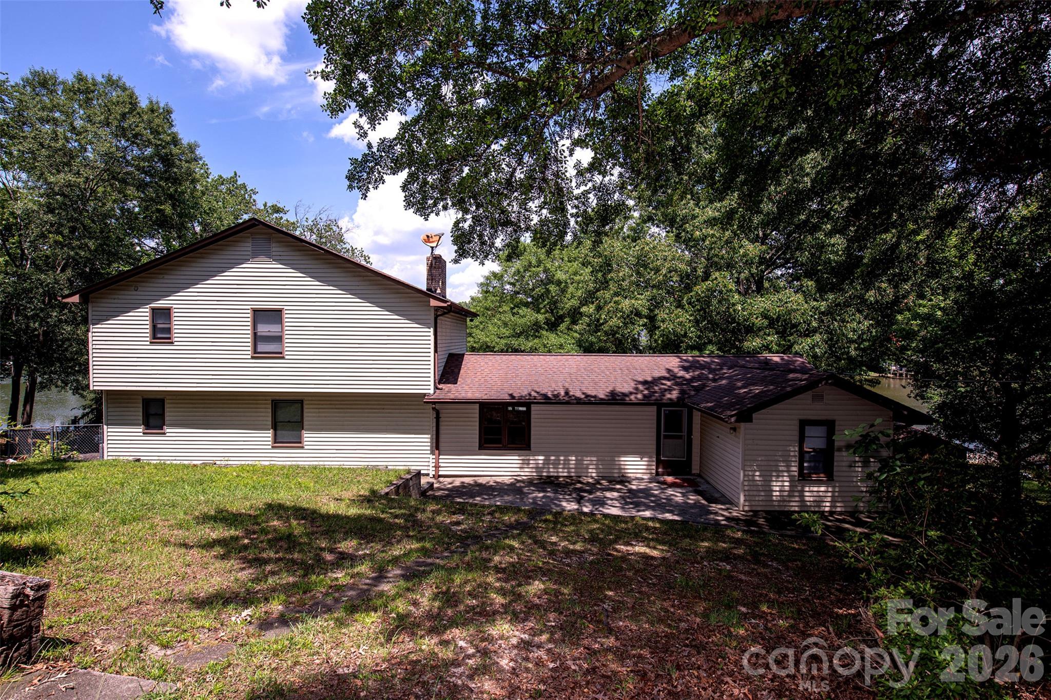15722 Rhinehill Road Property Photo 3