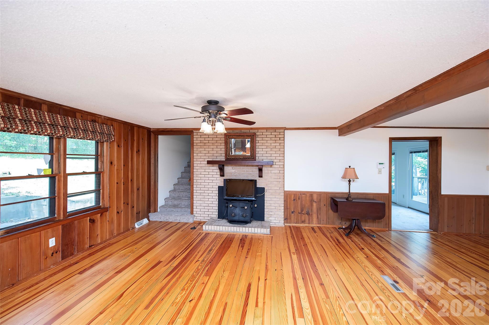 15722 Rhinehill Road Property Photo 8