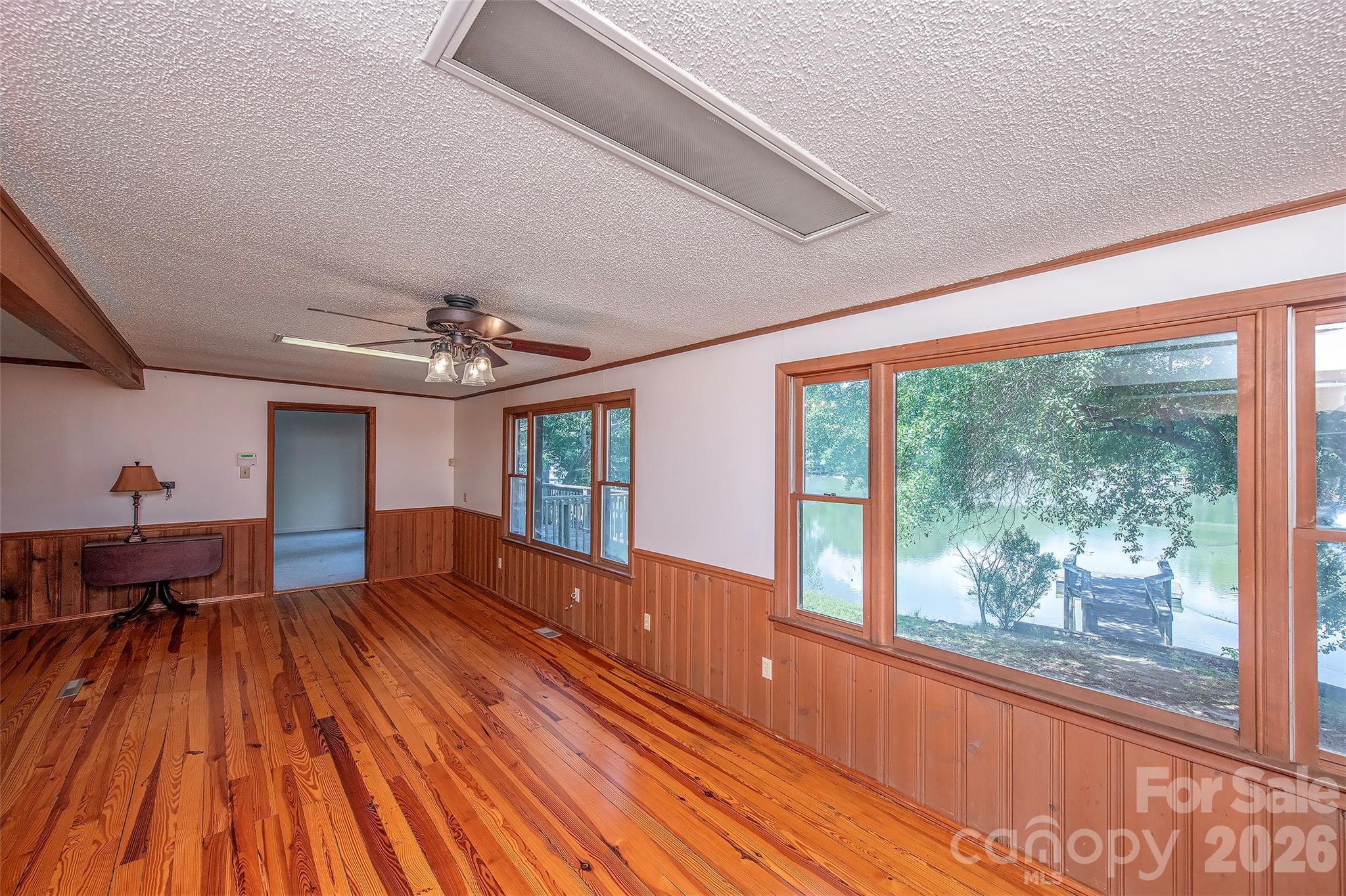 15722 Rhinehill Road Property Photo 11