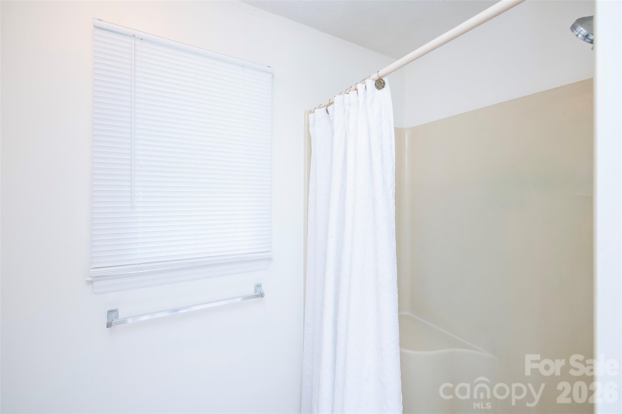 15722 Rhinehill Road Property Photo 15