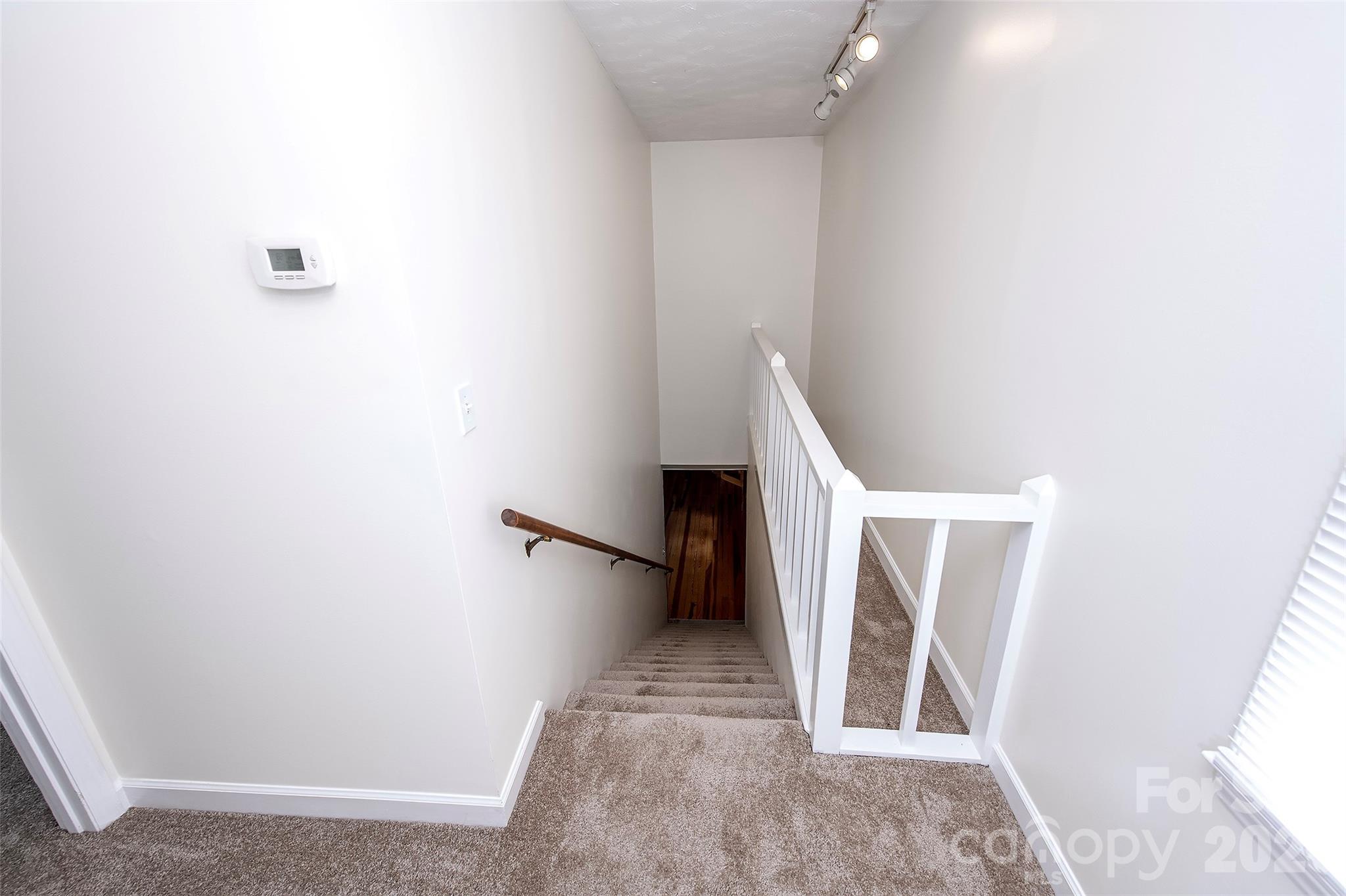 15722 Rhinehill Road Property Photo 28