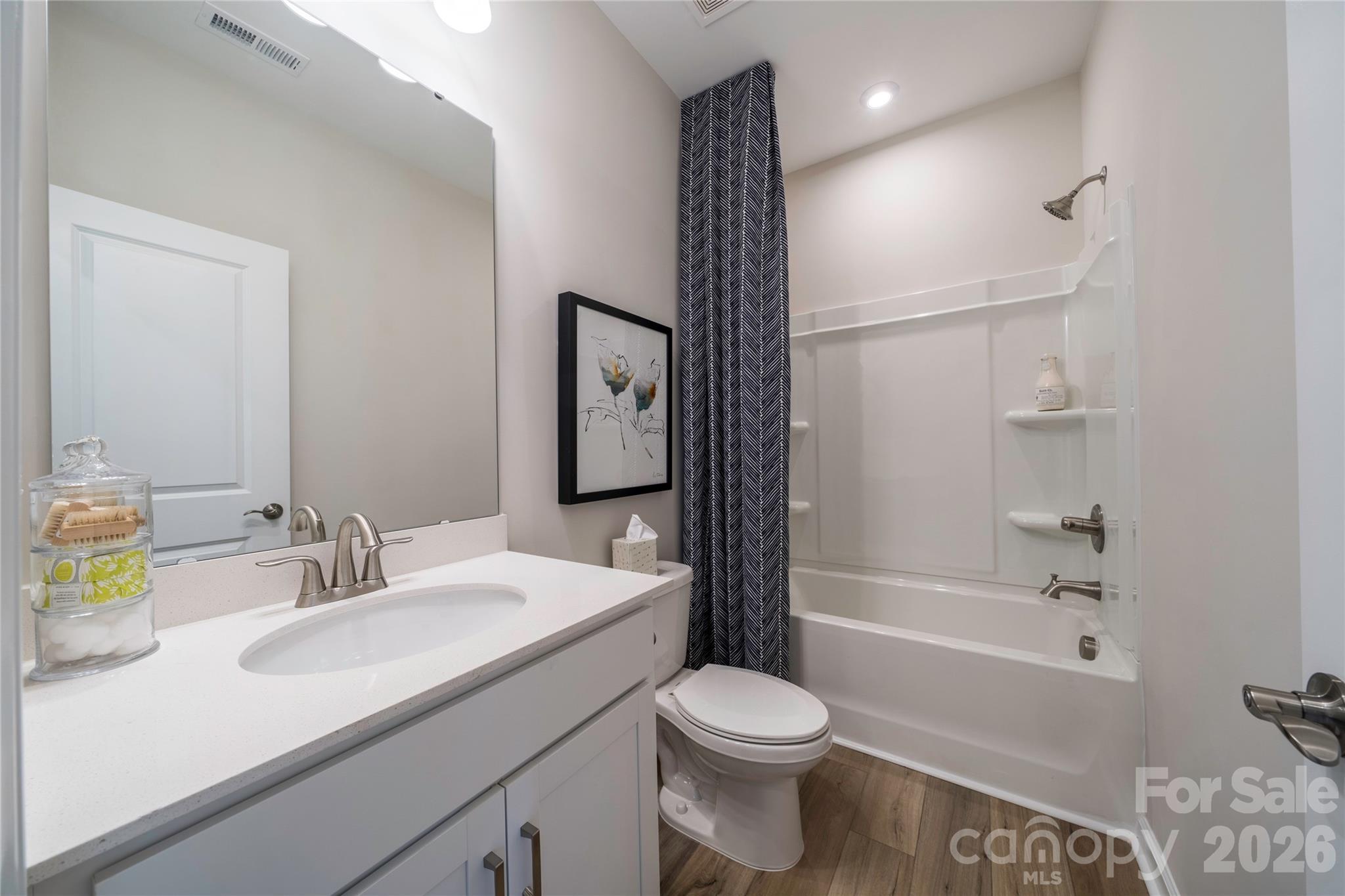 6041 Longar Lane Property Photo 17