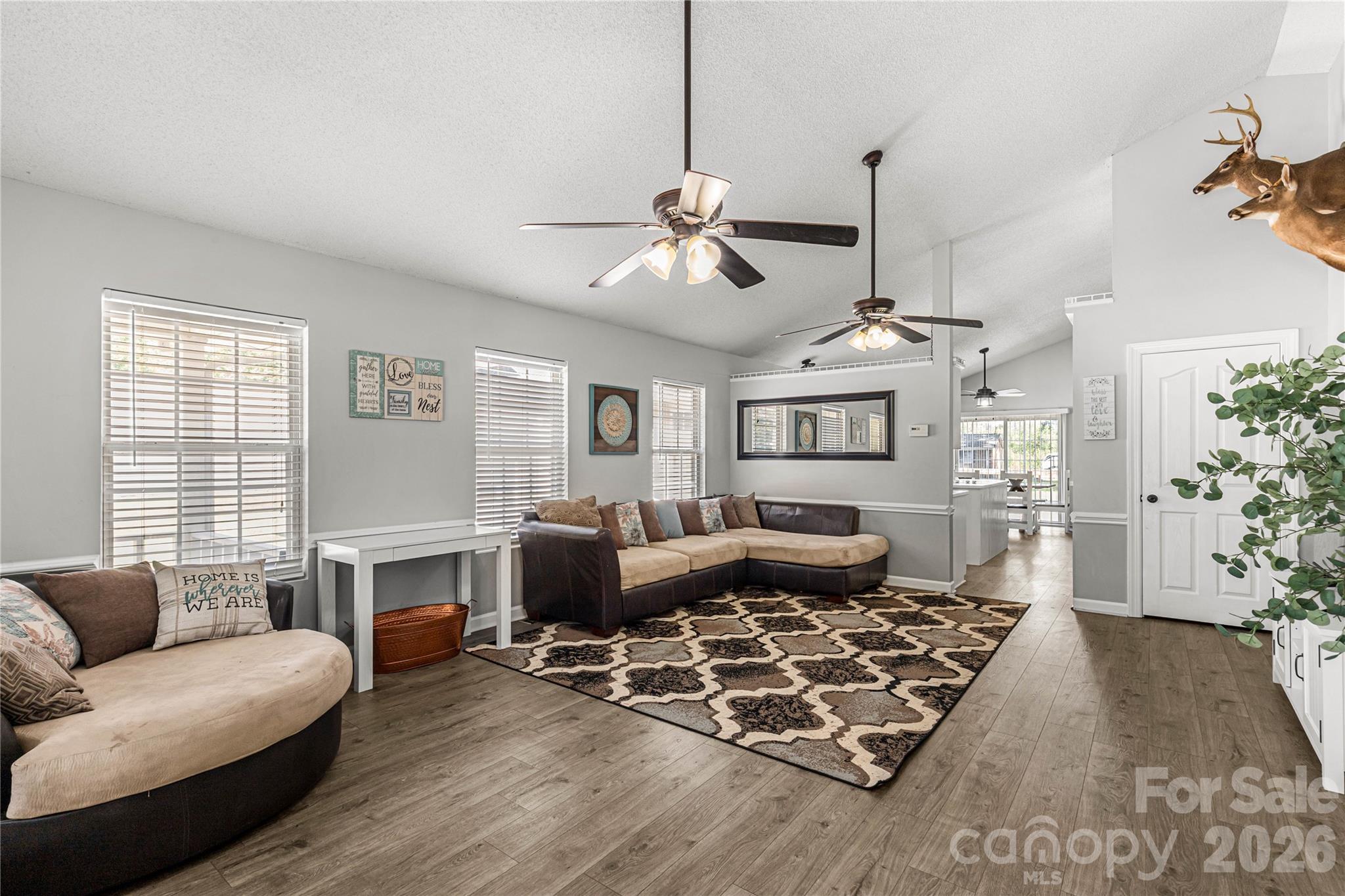 4535 Taxahaw Road Property Photo 4