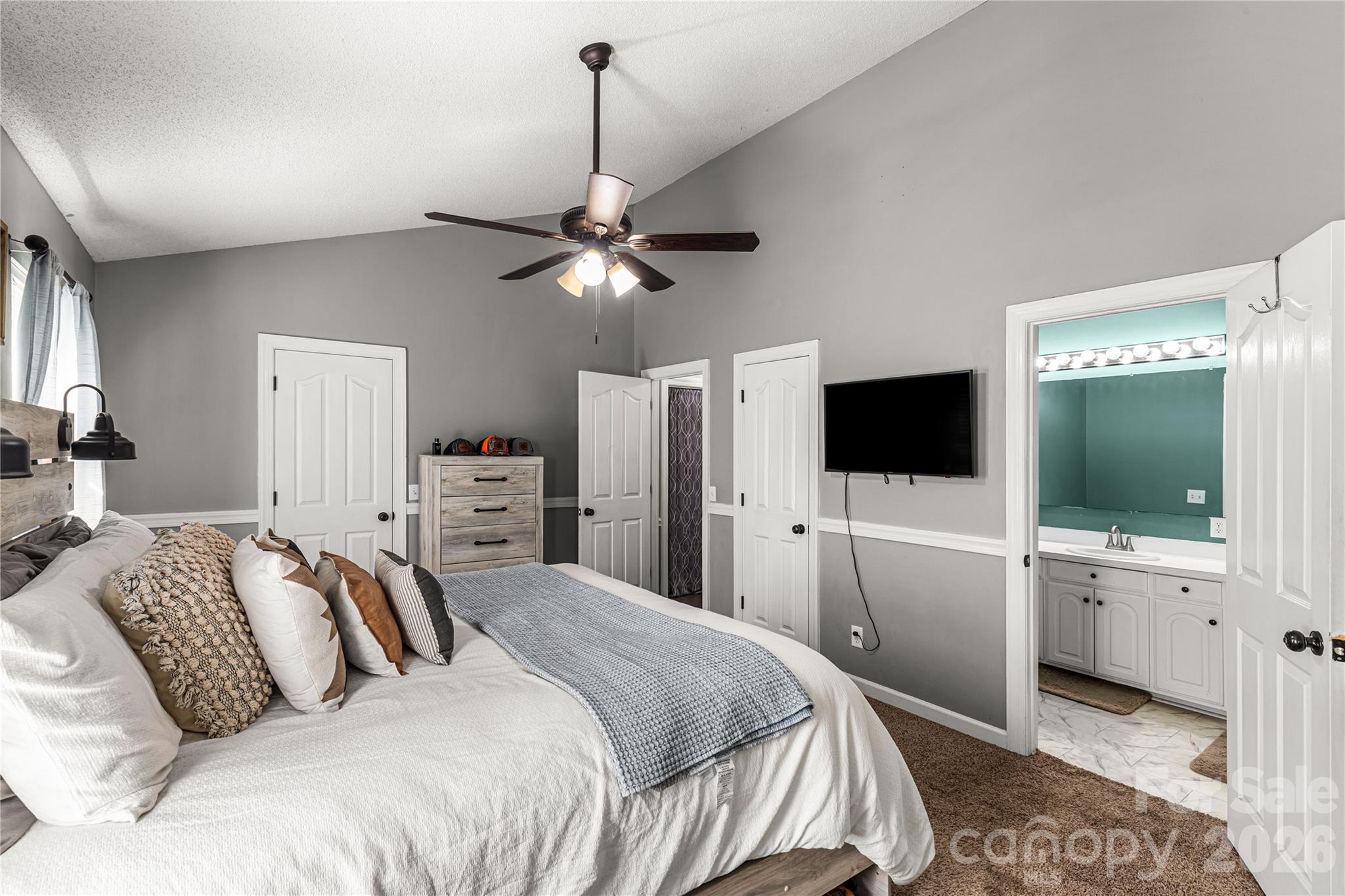 4535 Taxahaw Road Property Photo 11