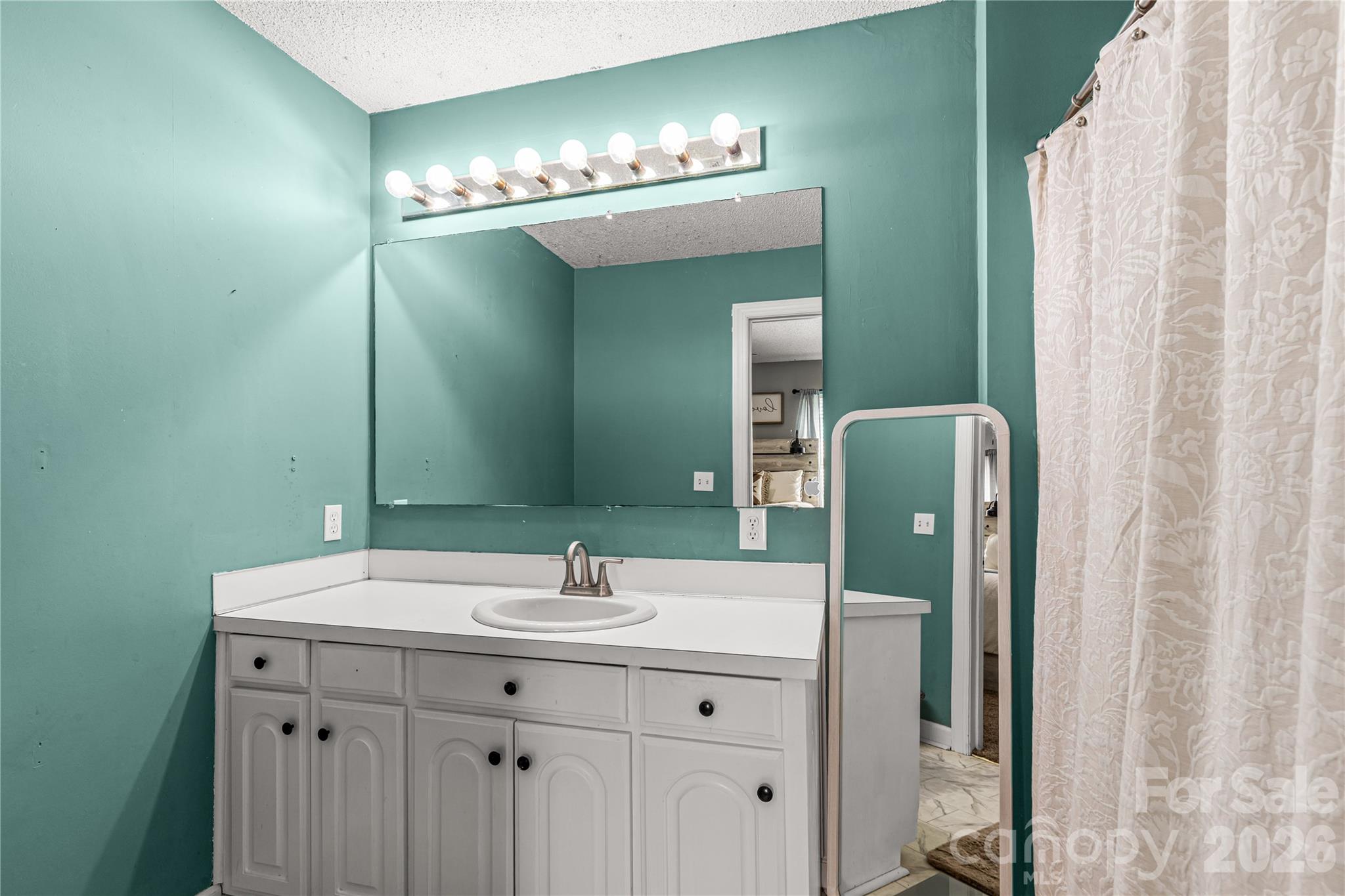 4535 Taxahaw Road Property Photo 12