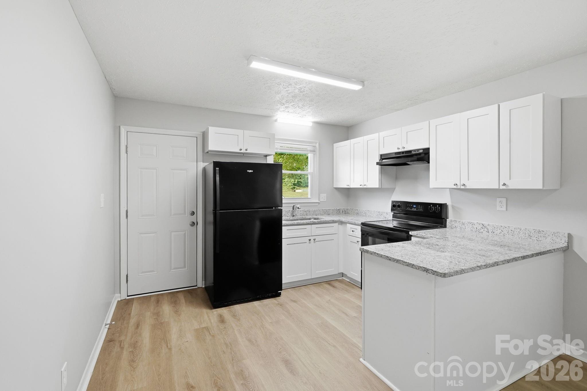 202 Cooke Circle Property Photo 12