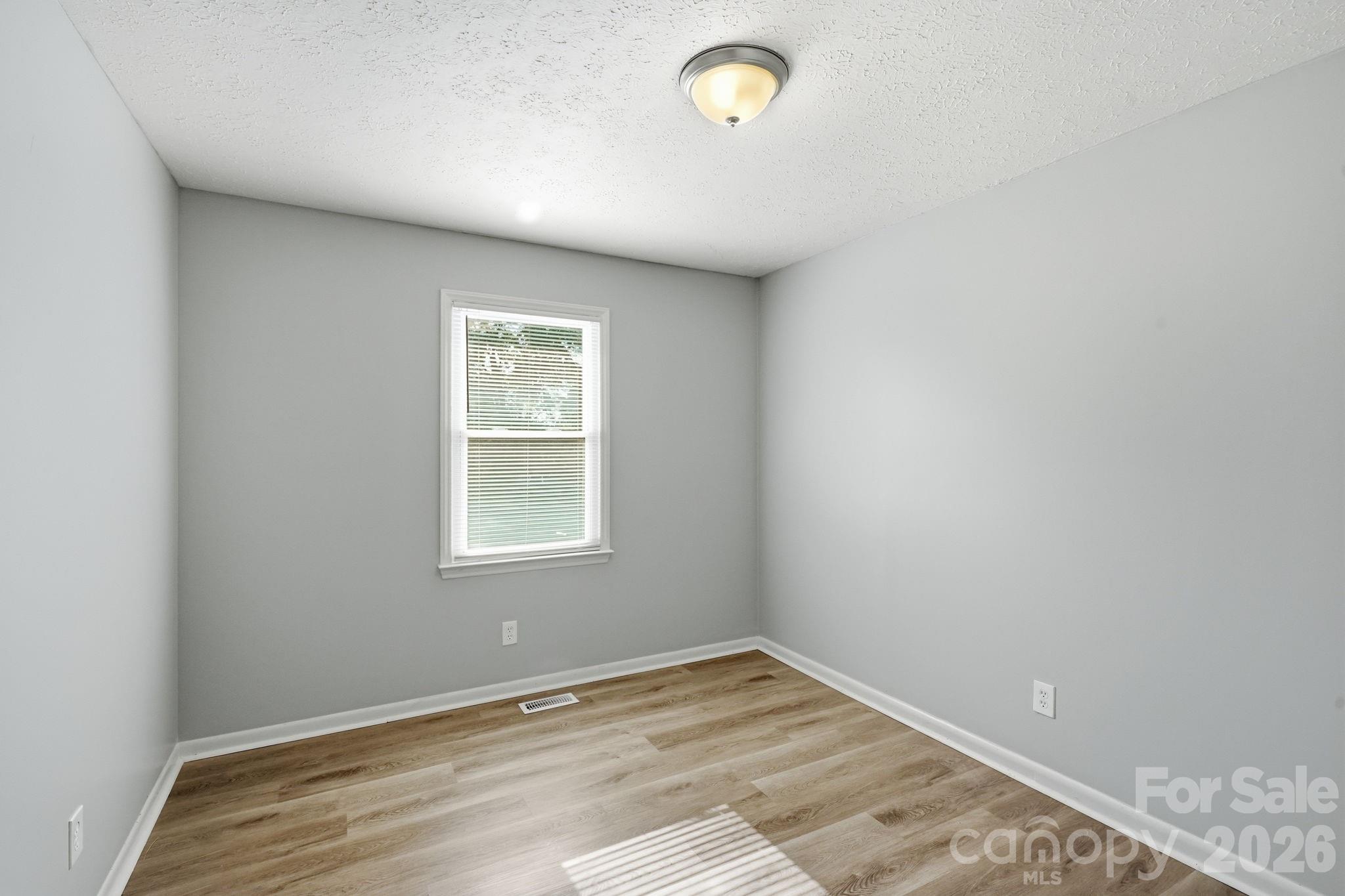 202 Cooke Circle Property Photo 18