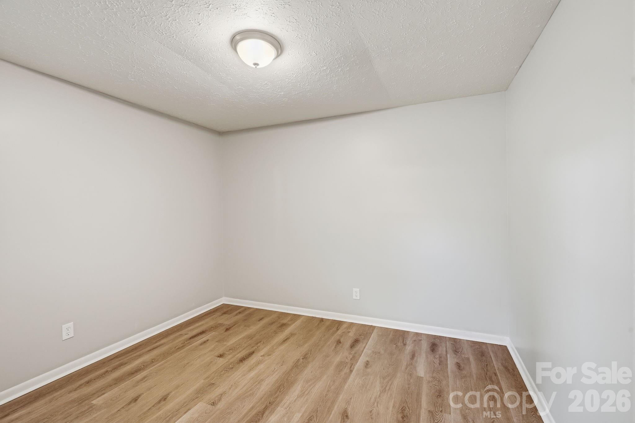 202 Cooke Circle Property Photo 20