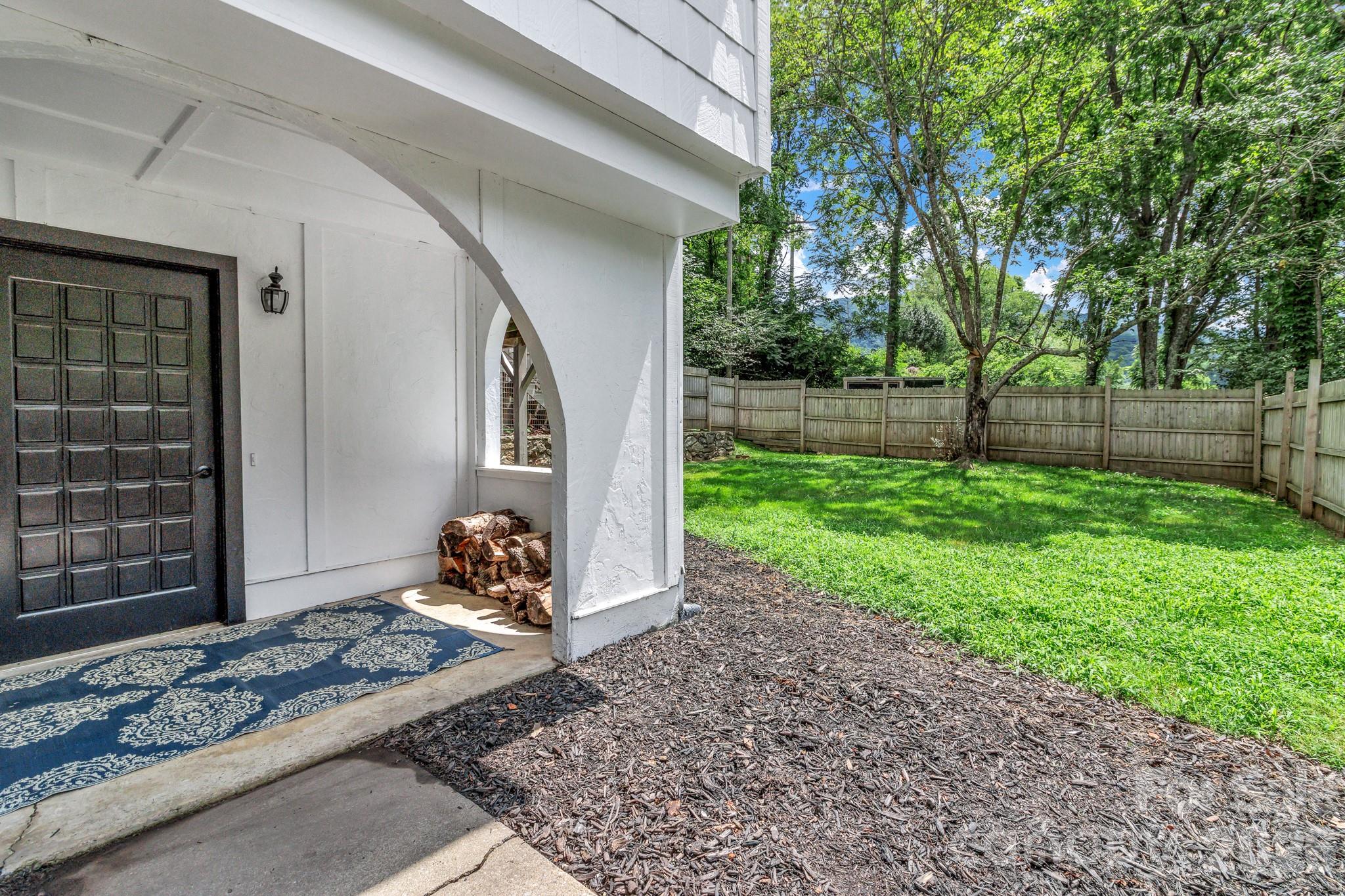 144 Pinehaven Drive Property Photo 36