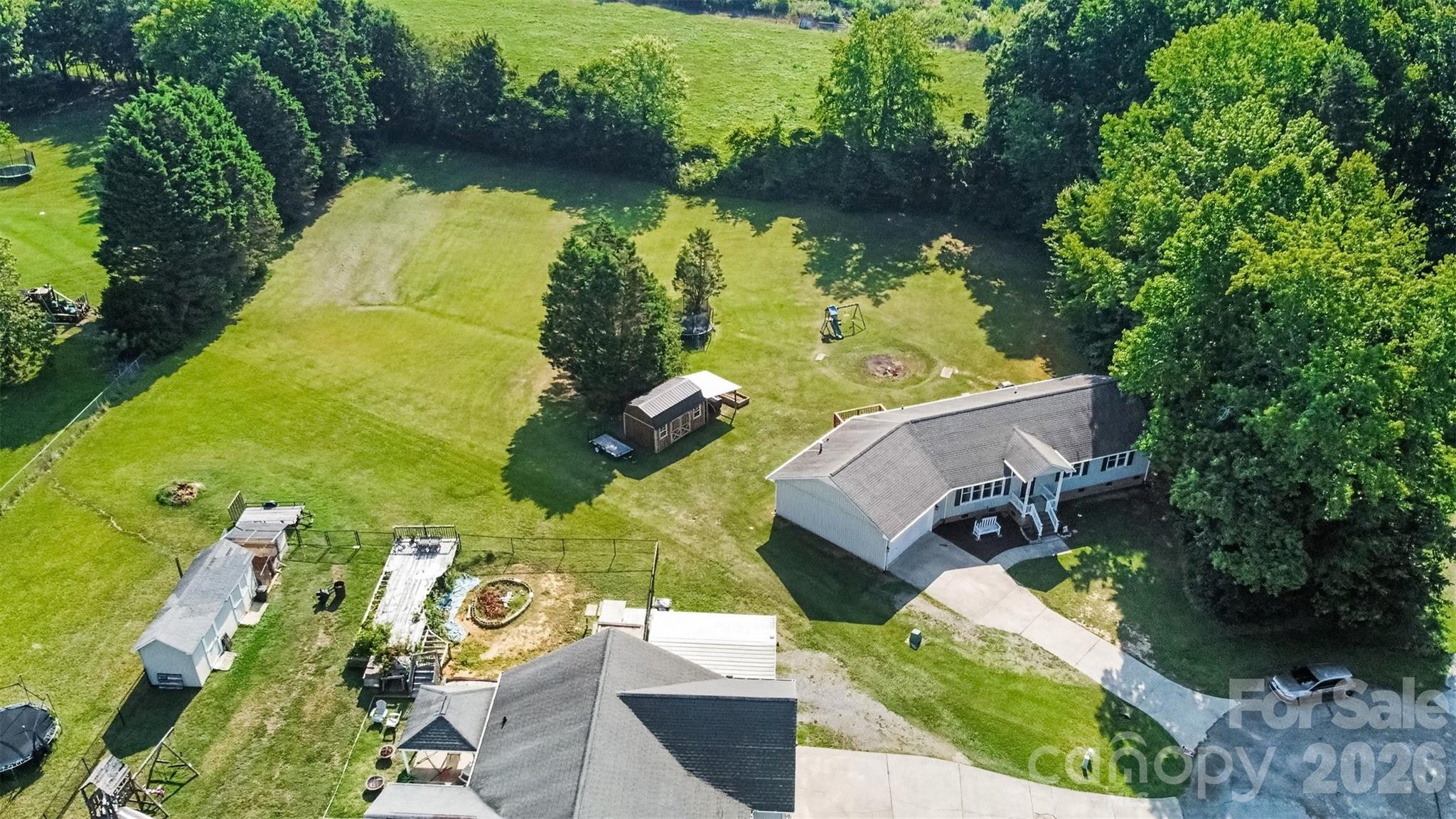 114 Redbird Lane Property Photo 27