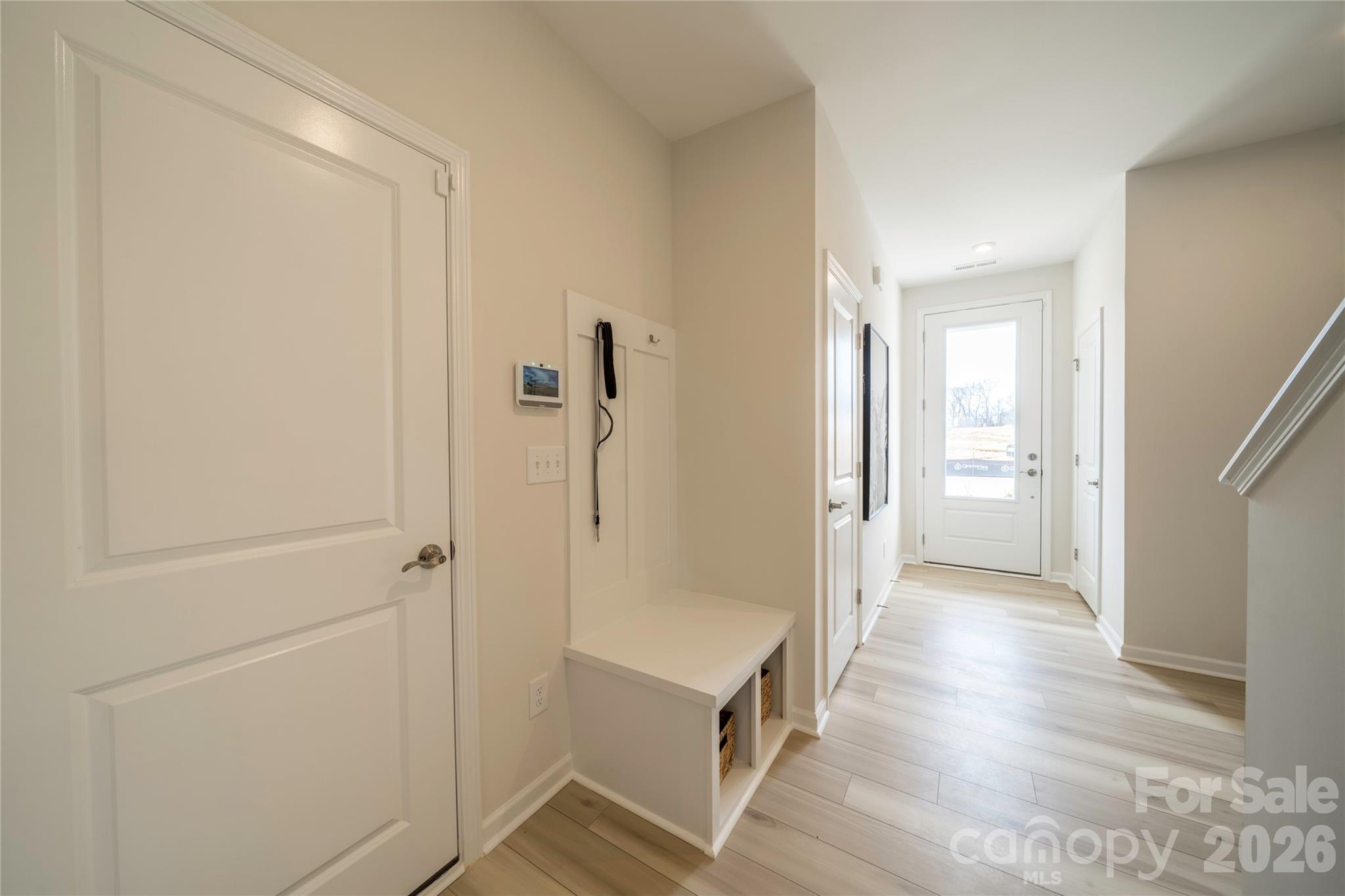 6029 Longar Lane Property Photo 5