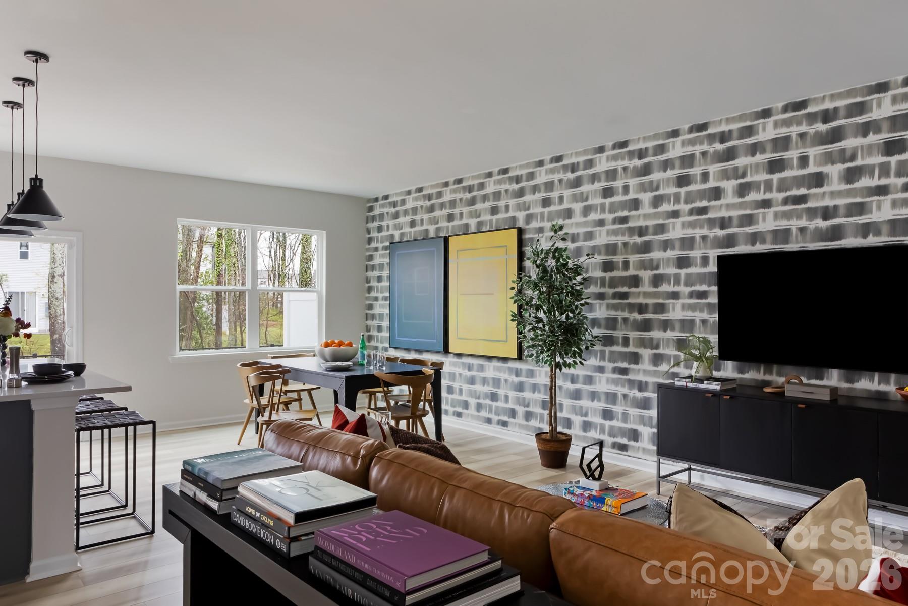 6029 Longar Lane Property Photo 9