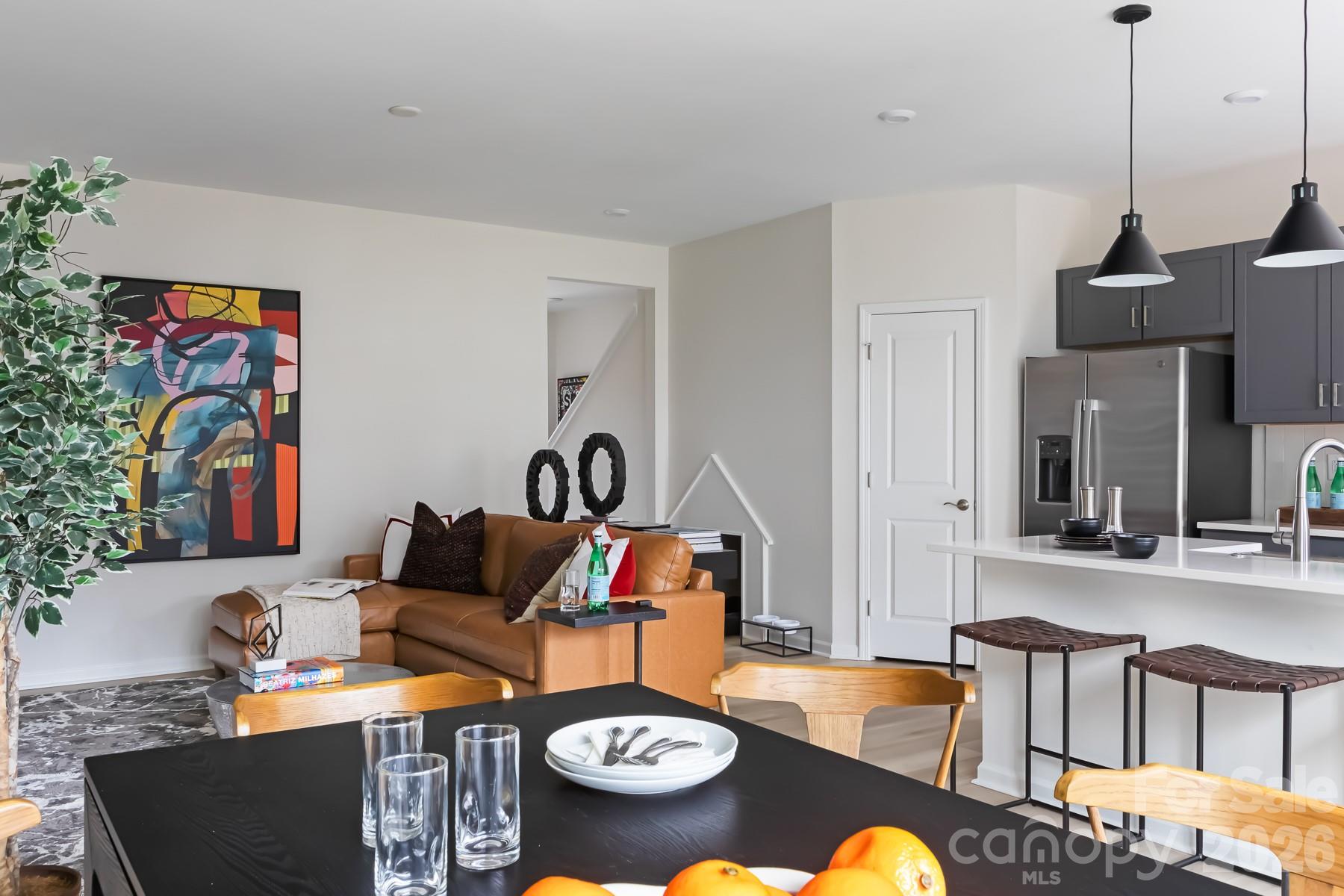6029 Longar Lane Property Photo 10