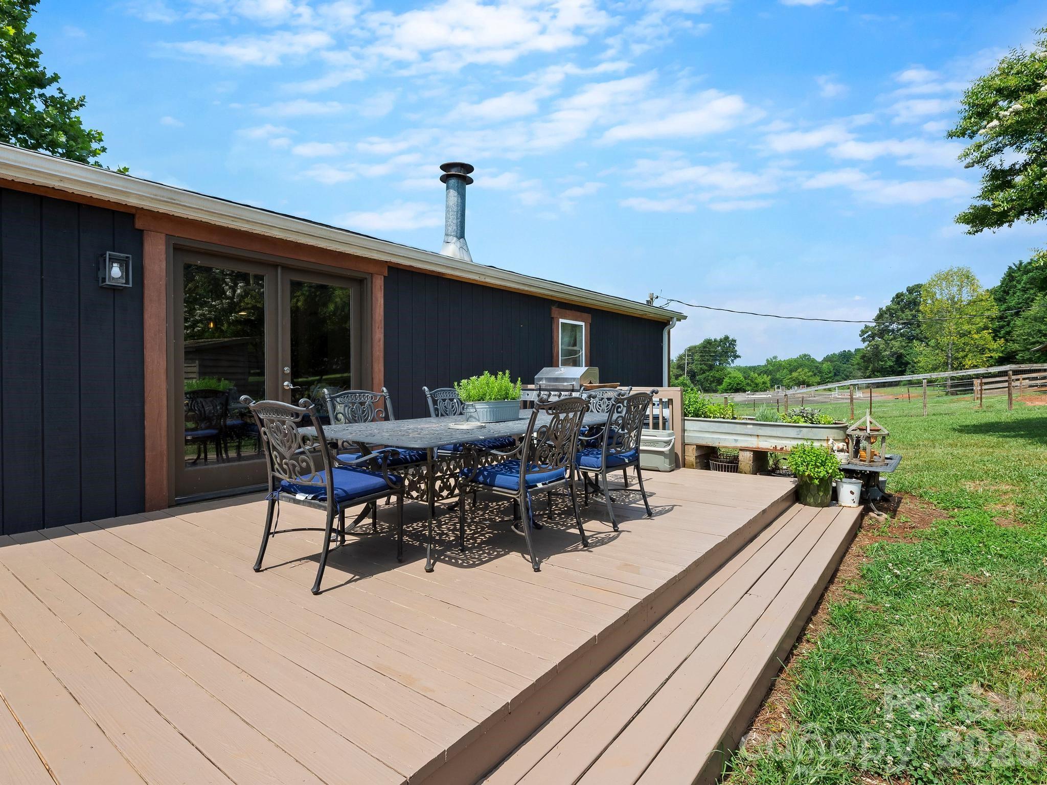 1541 Sandy Springs Road Property Photo 25