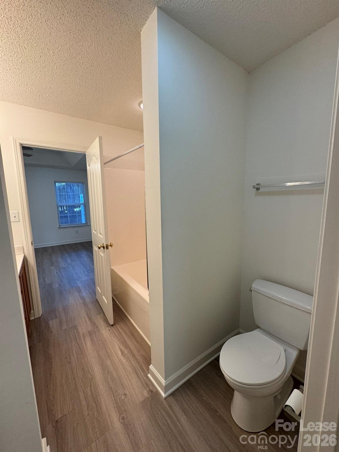 203 Clusters Circle Property Photo 11