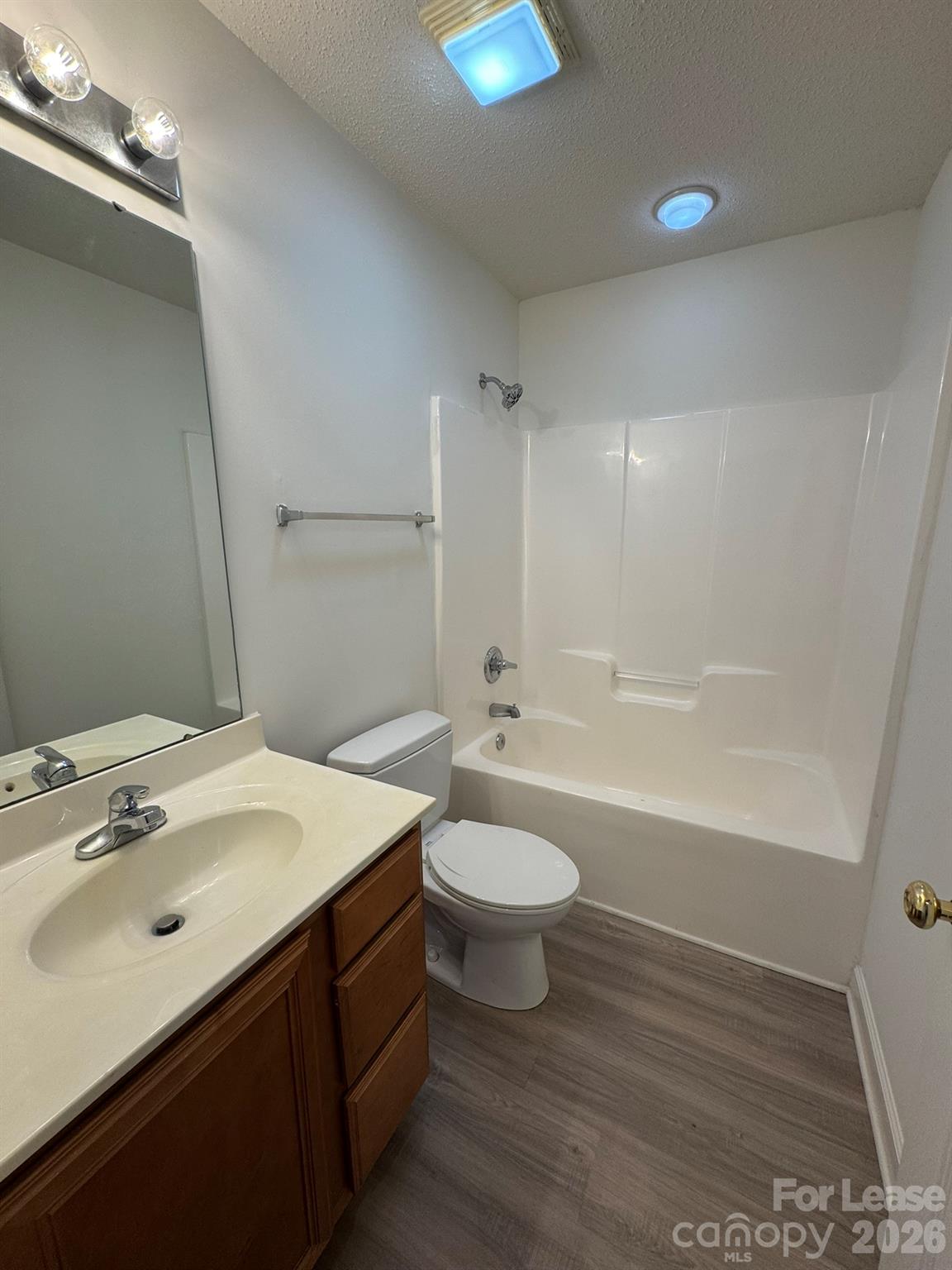 203 Clusters Circle Property Photo 19