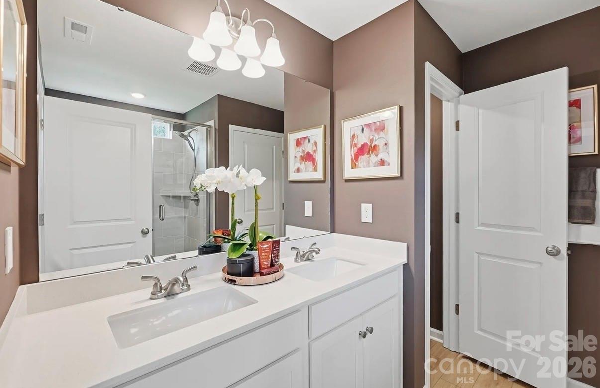 1404 Bansal Drive Property Photo 10