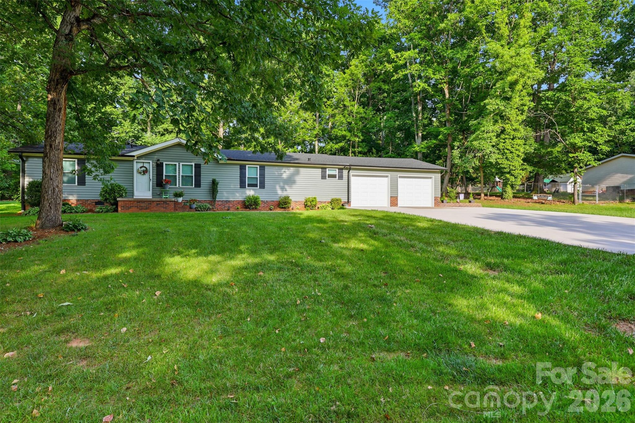 446 Heritage Circle Property Photo 6