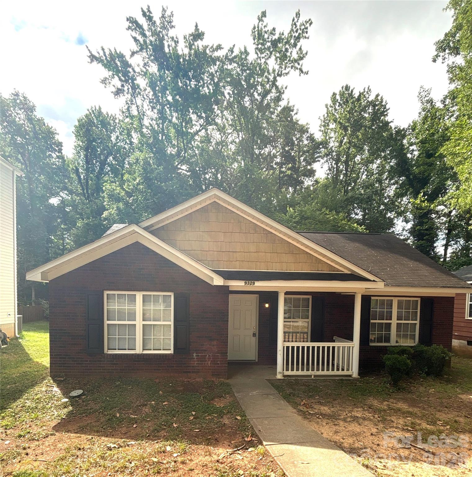 9329 Kendall Drive Property Photo 1