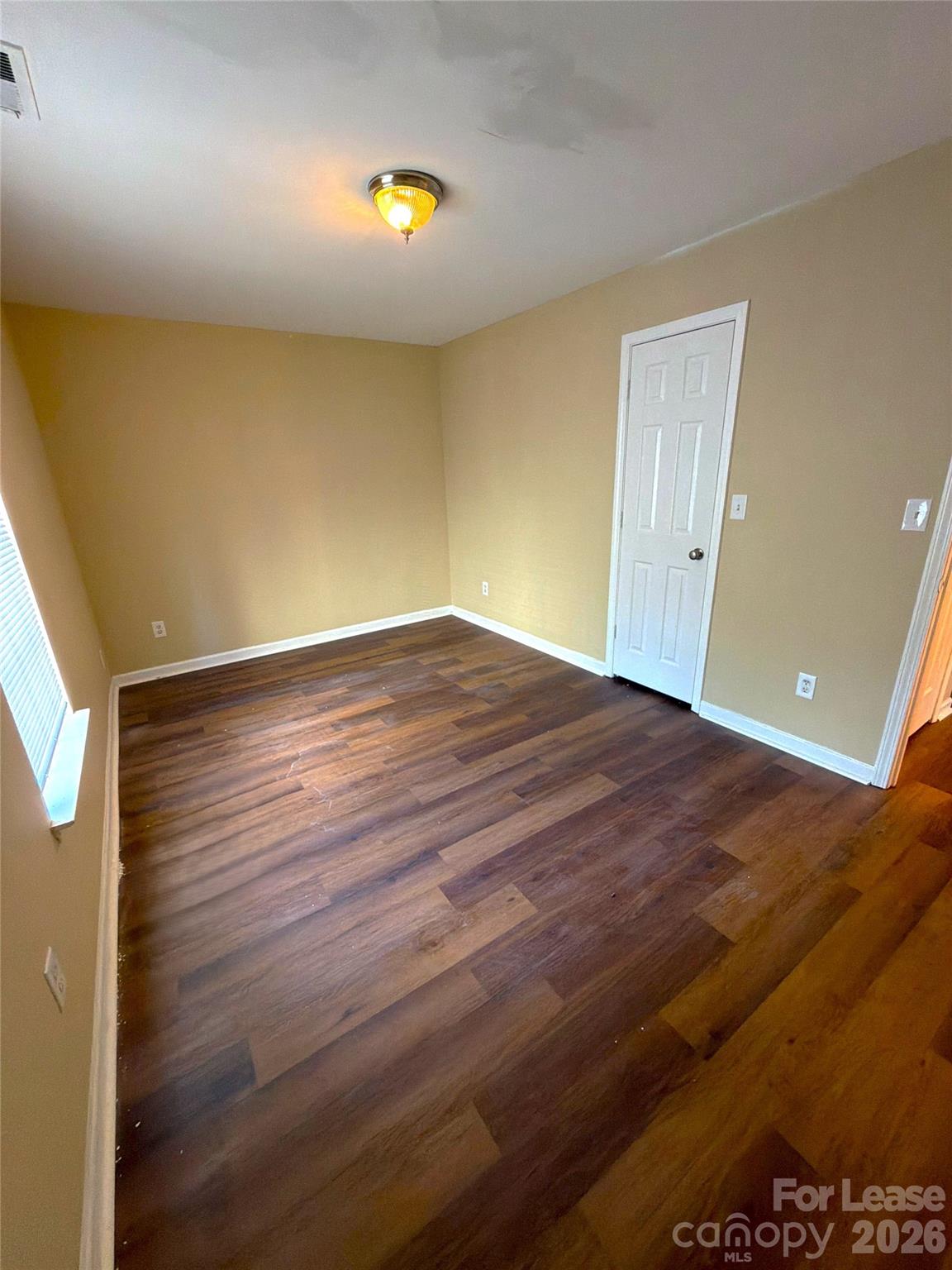 9329 Kendall Drive Property Photo 5