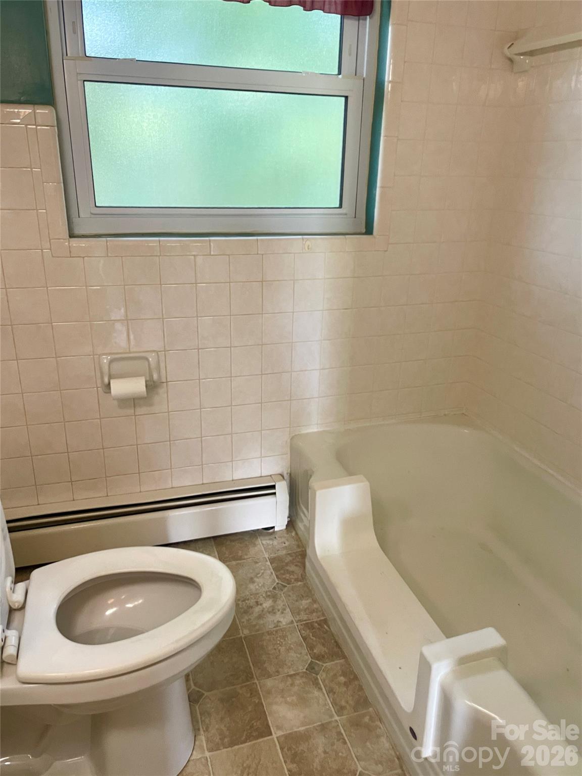 1099 Amherst Road Property Photo 17