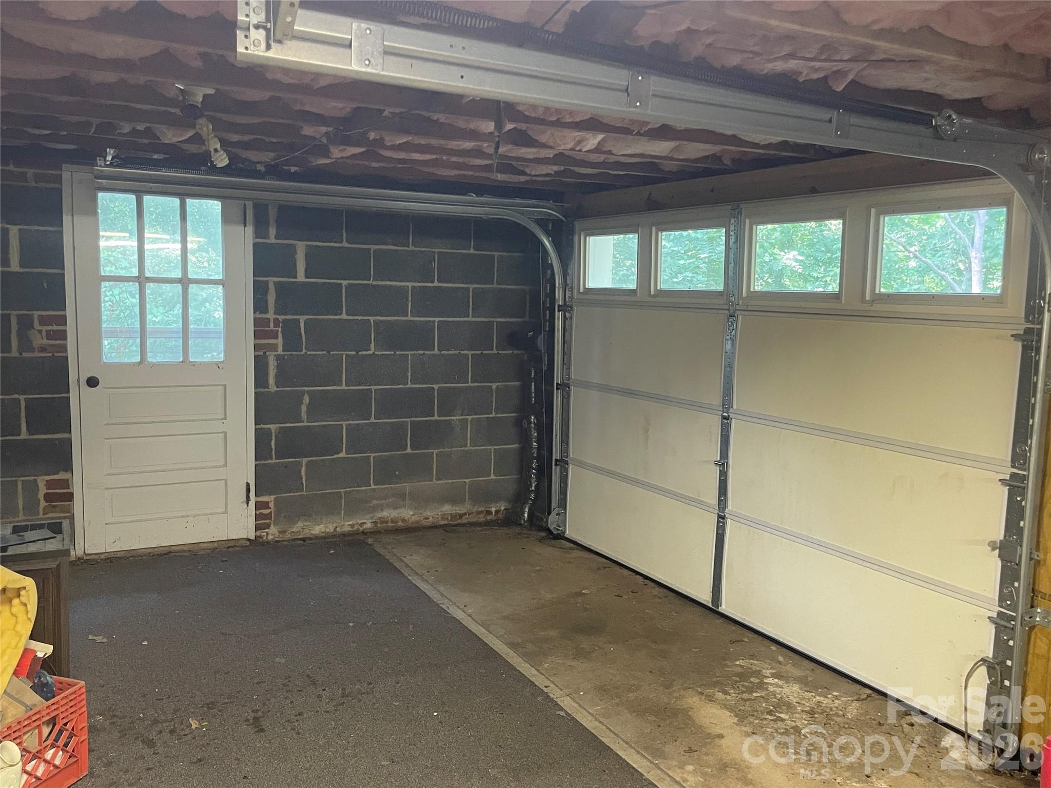 1099 Amherst Road Property Photo 22