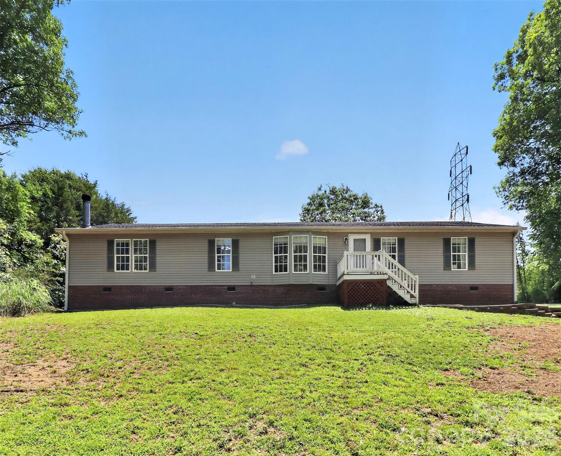 602 Timberwood Drive Property Photo 2