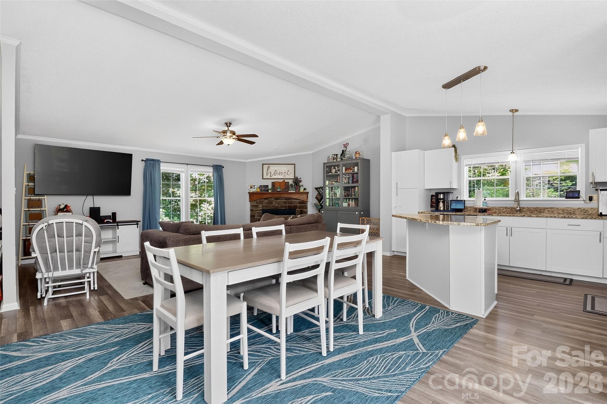 602 Timberwood Drive Property Photo 8