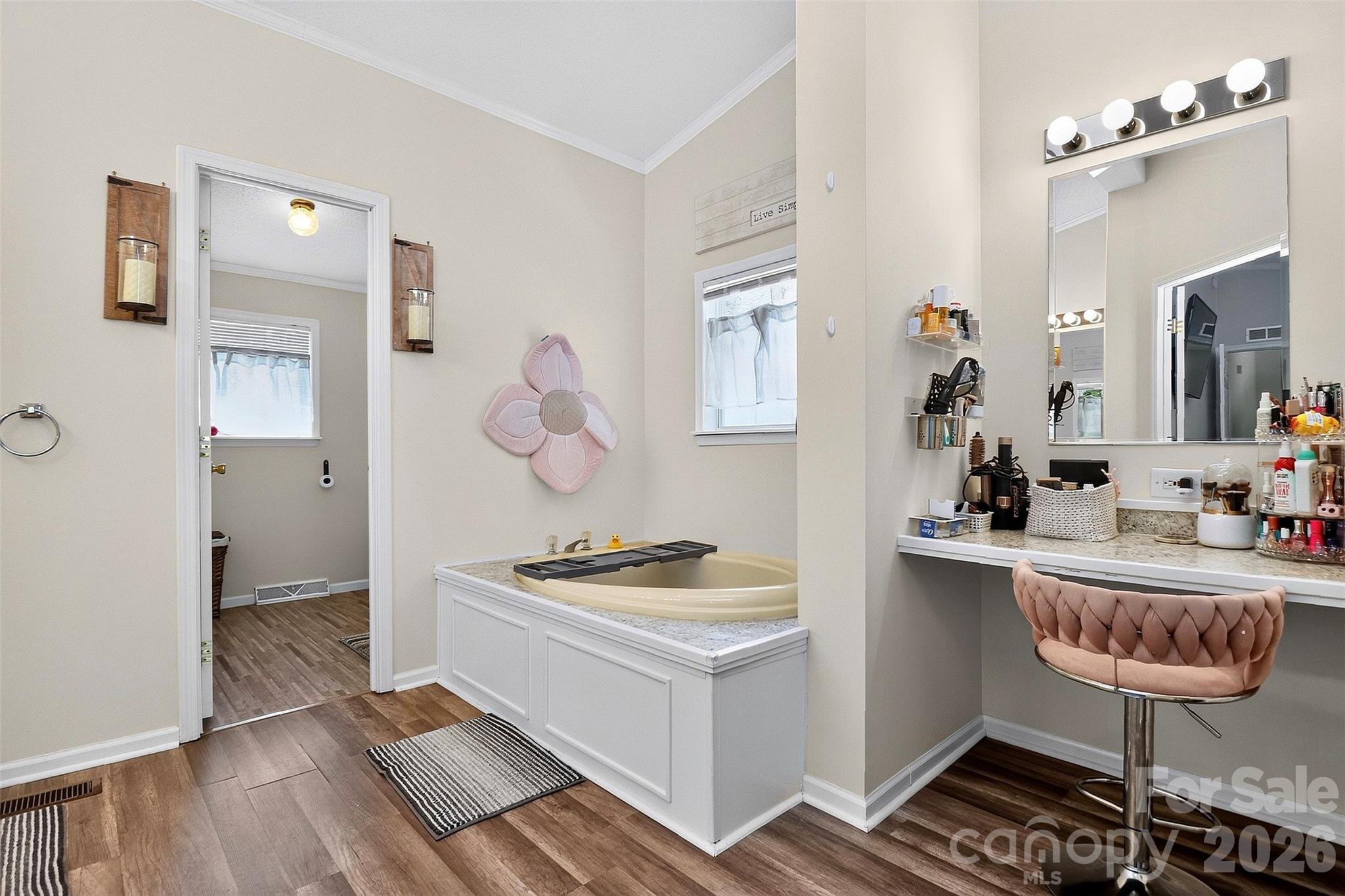 602 Timberwood Drive Property Photo 25
