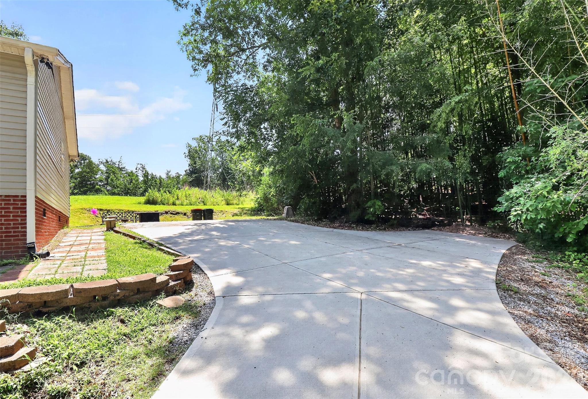 602 Timberwood Drive Property Photo 45