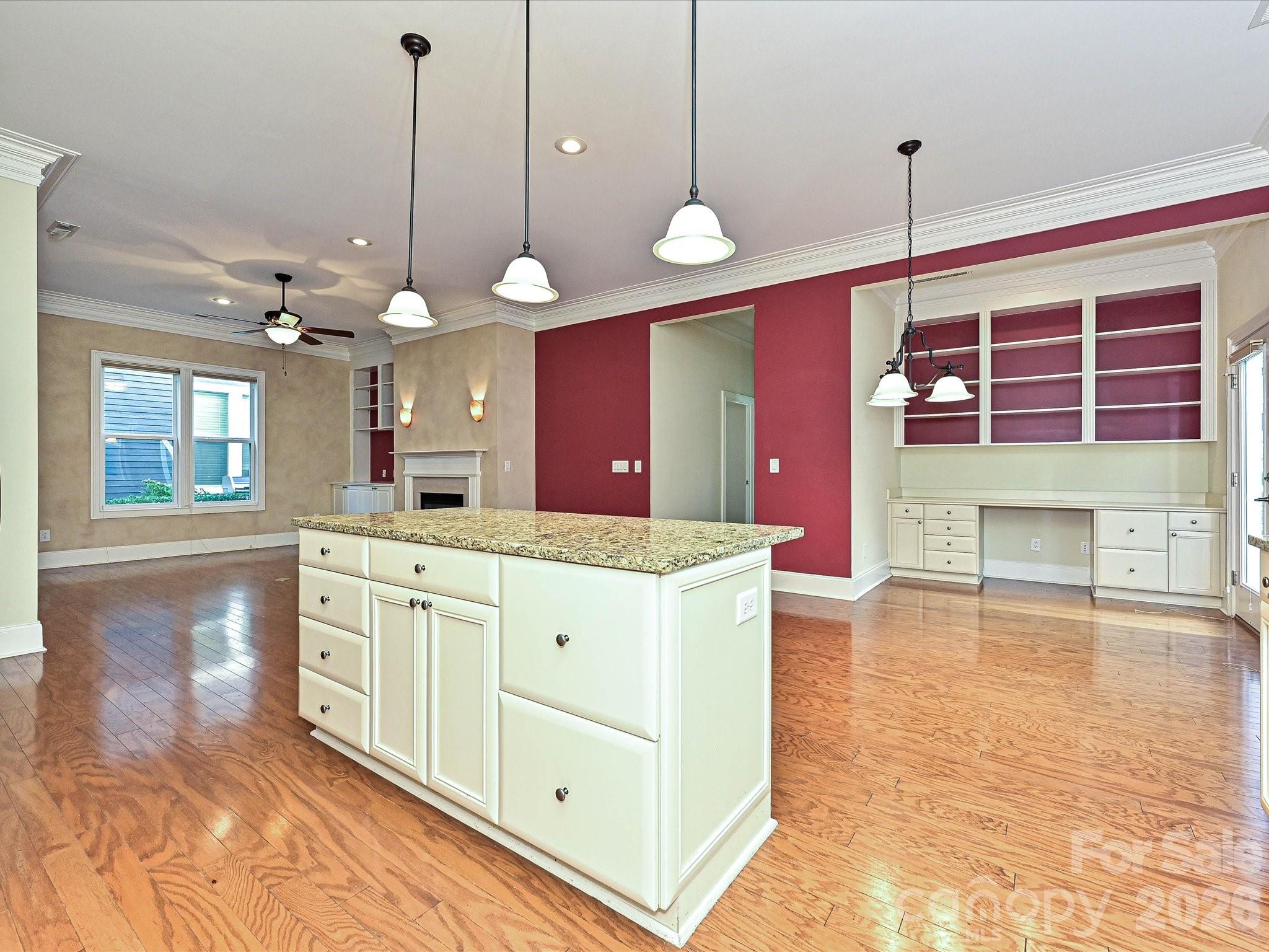 21816 Chapel Way Property Photo 7