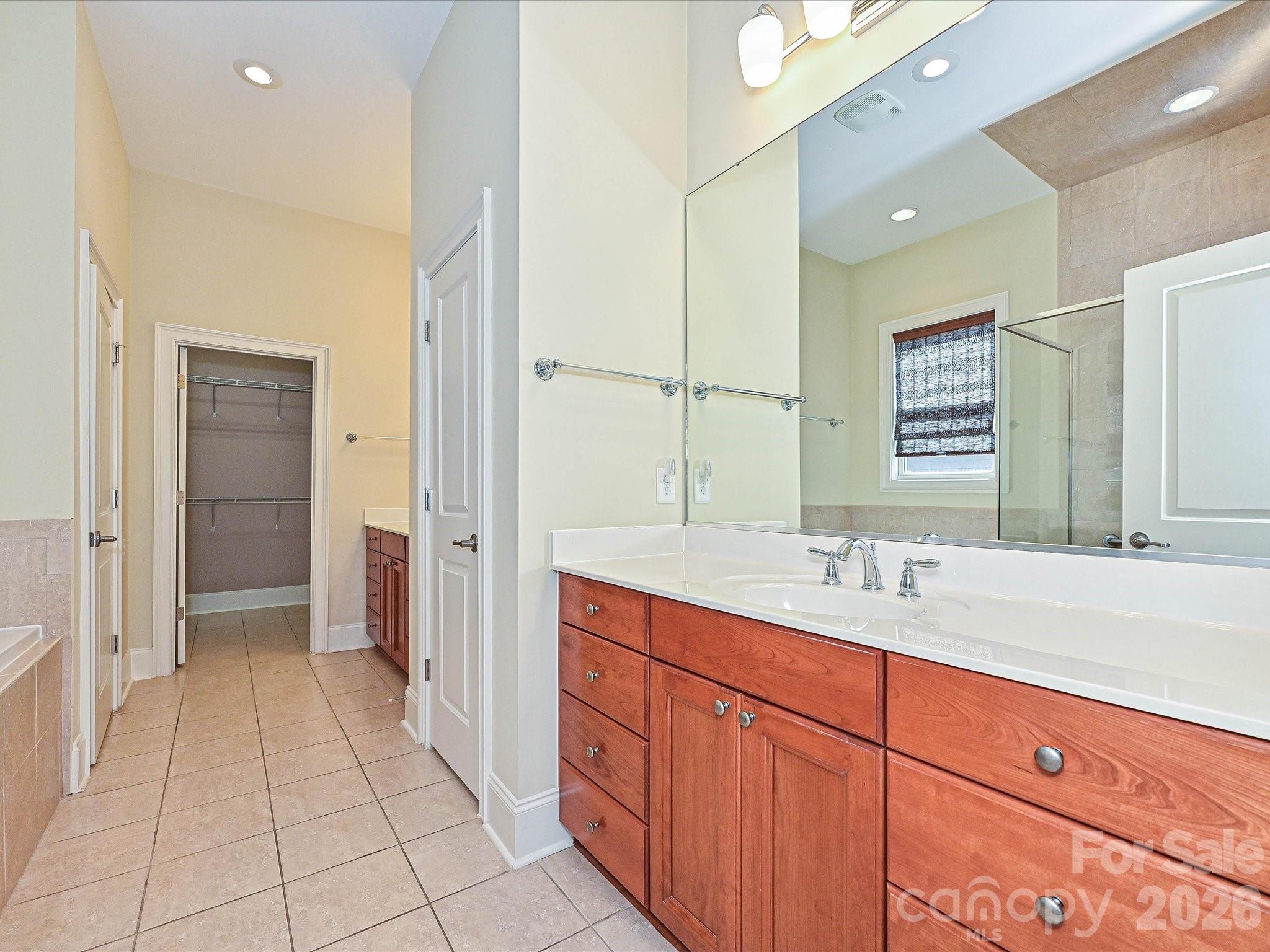 21816 Chapel Way Property Photo 14