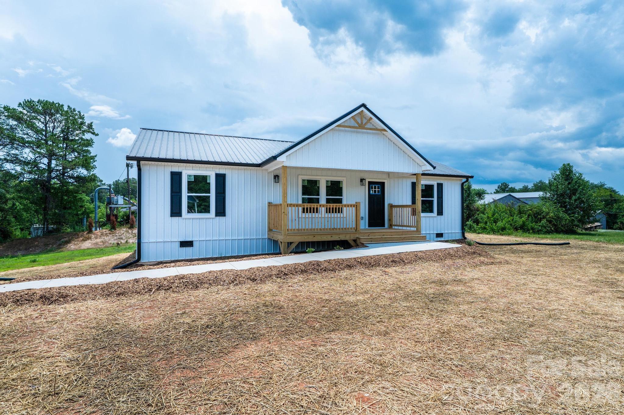 2059 Bailey Drive Property Photo 1
