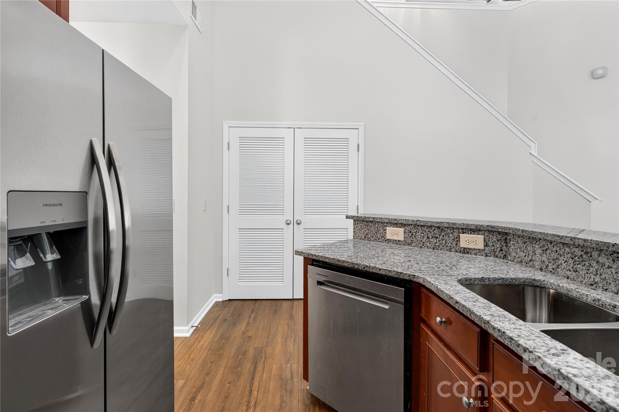 4711 Craigmoss Lane Property Photo 10