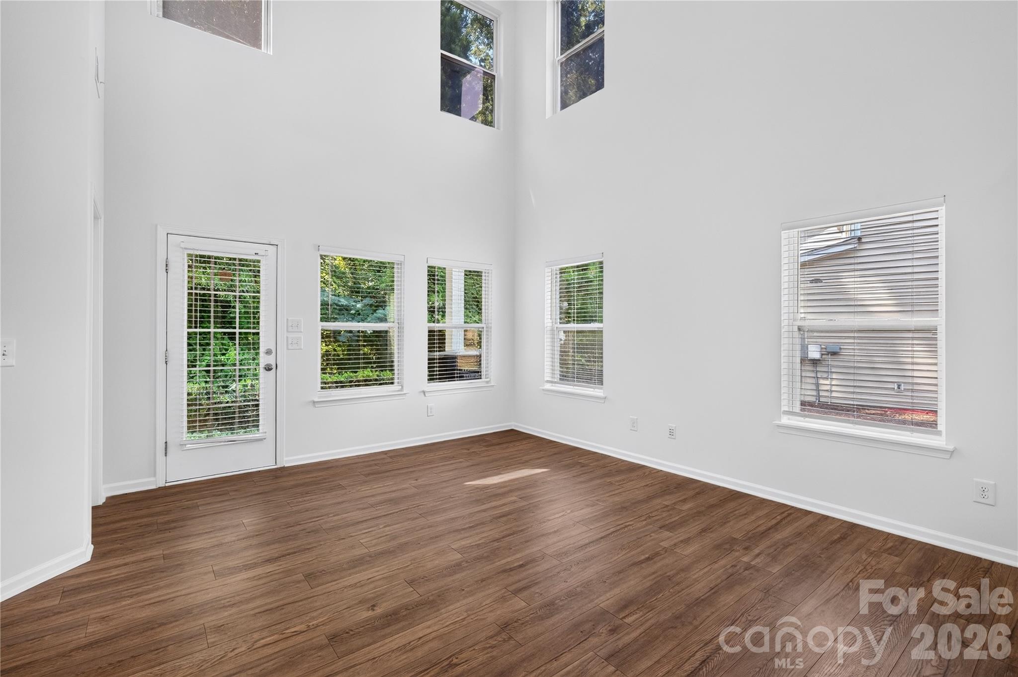 4711 Craigmoss Lane Property Photo 14