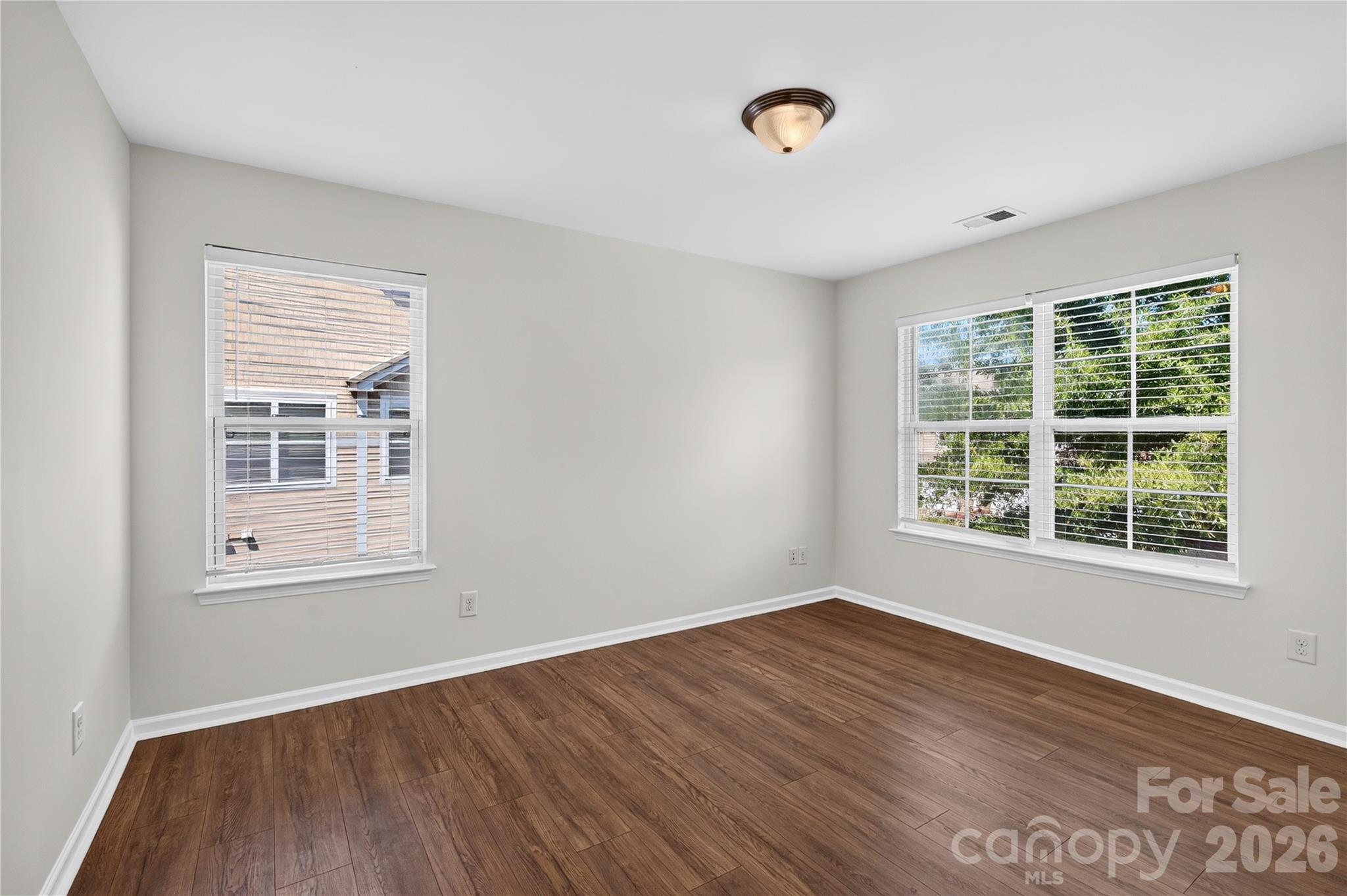 4711 Craigmoss Lane Property Photo 28