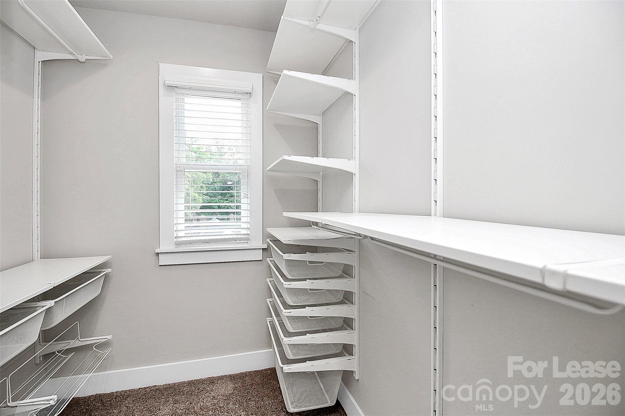 1420 W 4th Street Property Photo 14