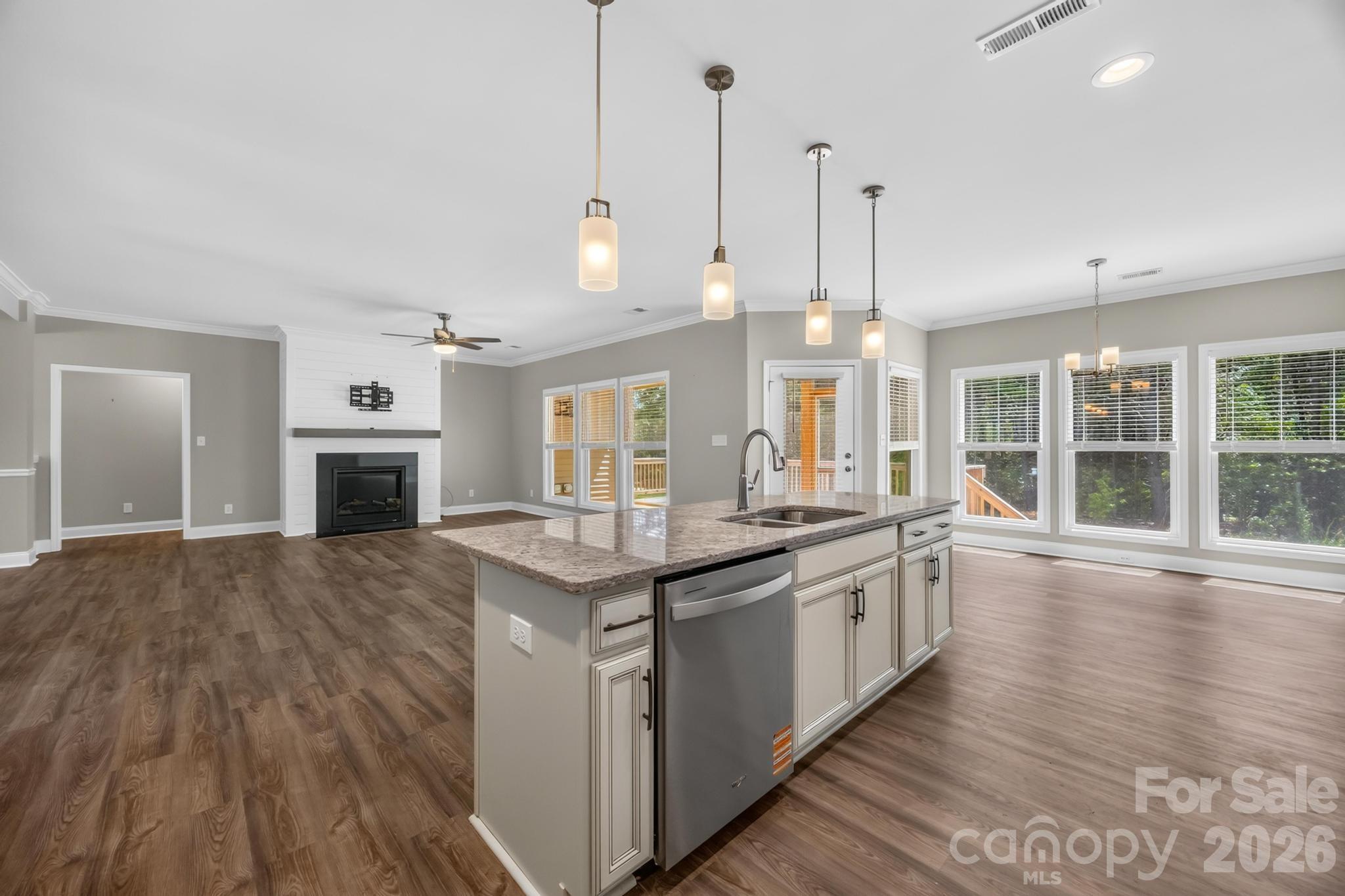 4669 Grooms Road Property Photo 15
