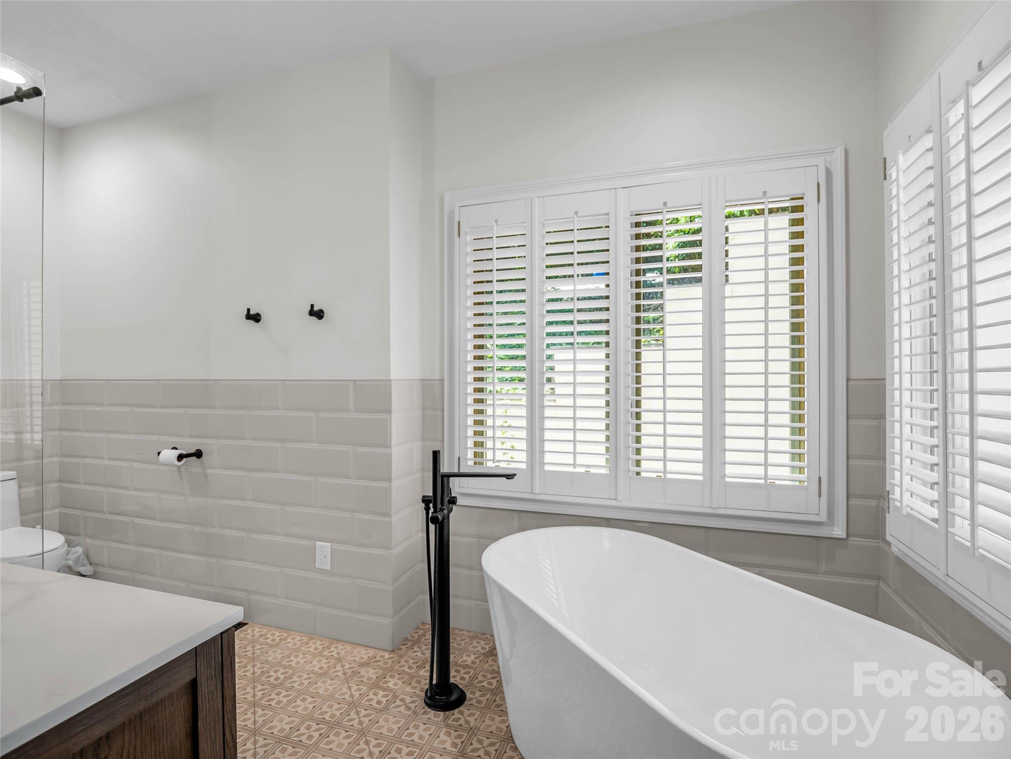 454 Cutaway Road Property Photo 15