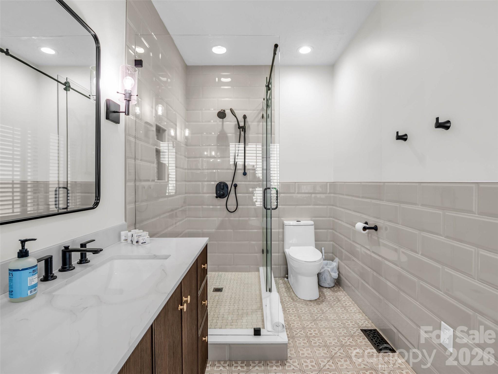 454 Cutaway Road Property Photo 16