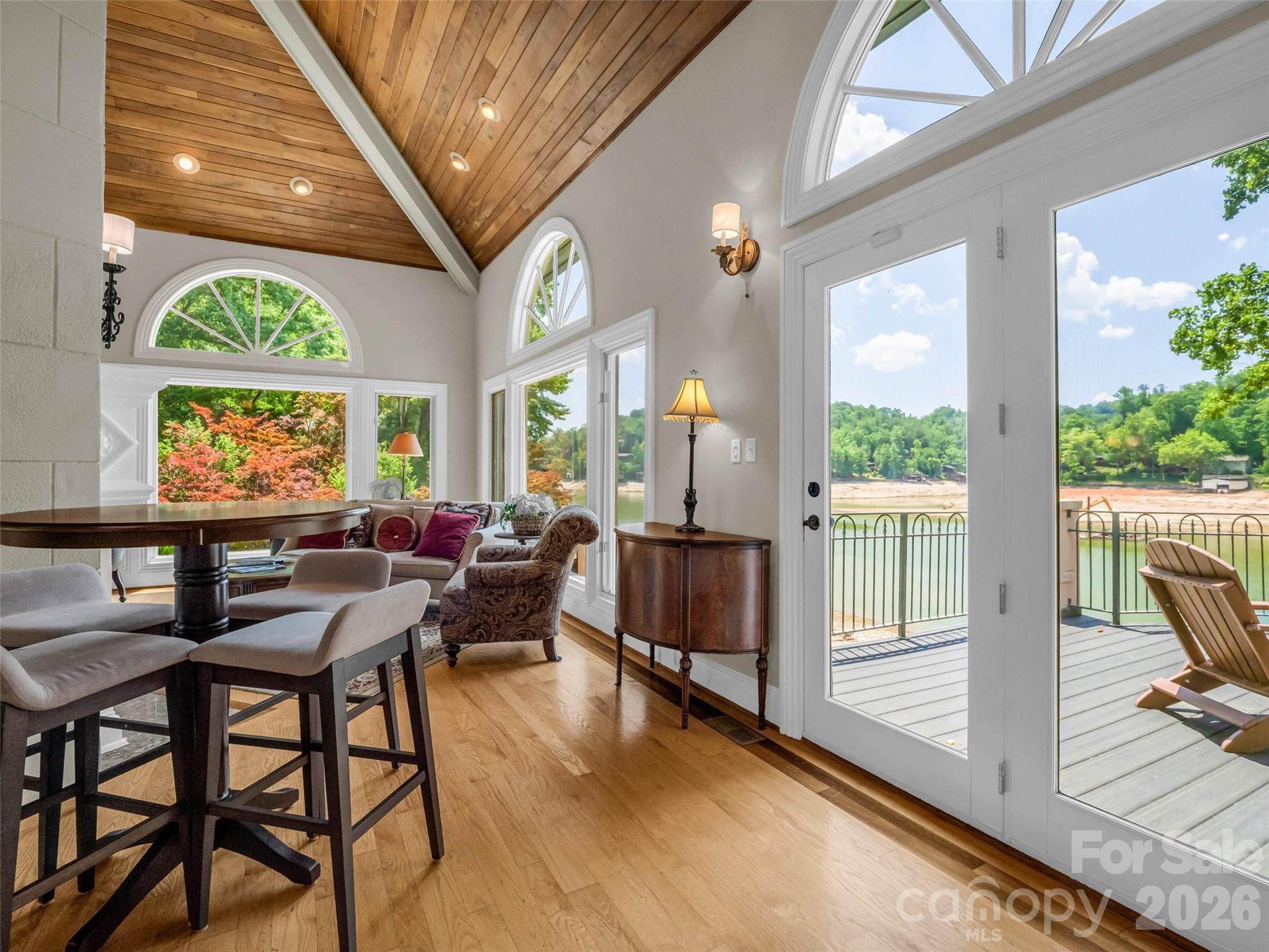 454 Cutaway Road Property Photo 24