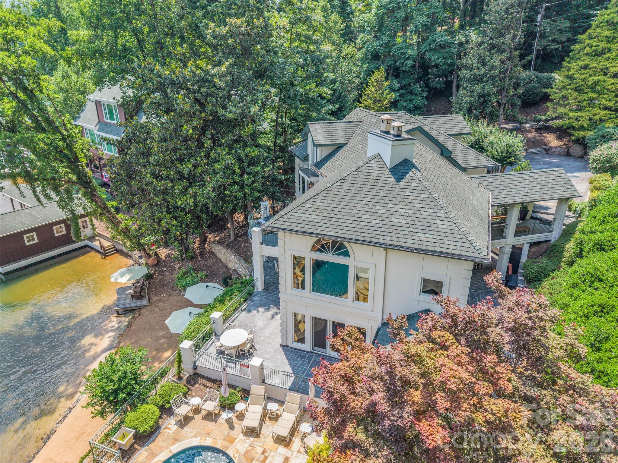454 Cutaway Road Property Photo 37
